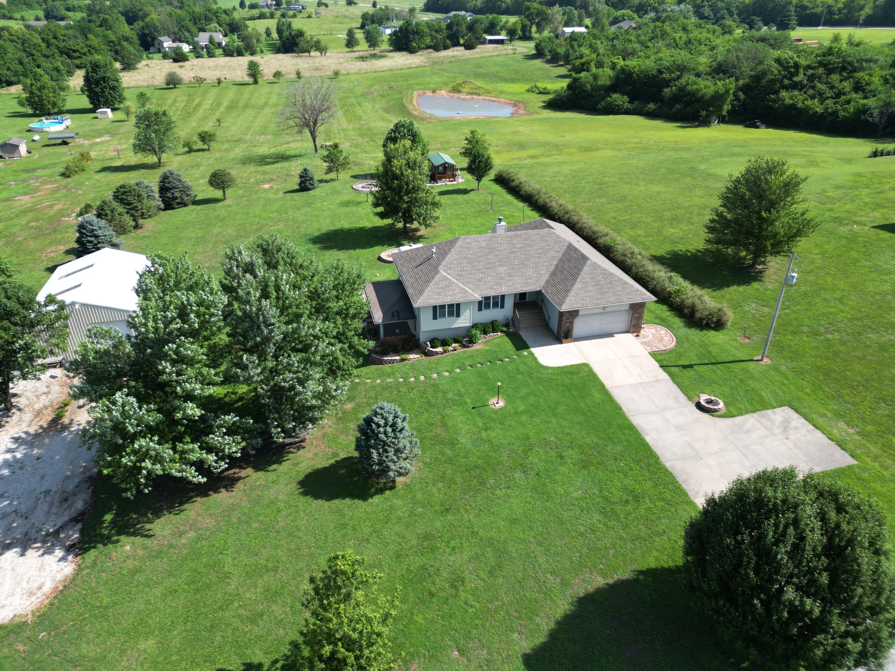 10071 West Farm Road 48 Property Photo 57