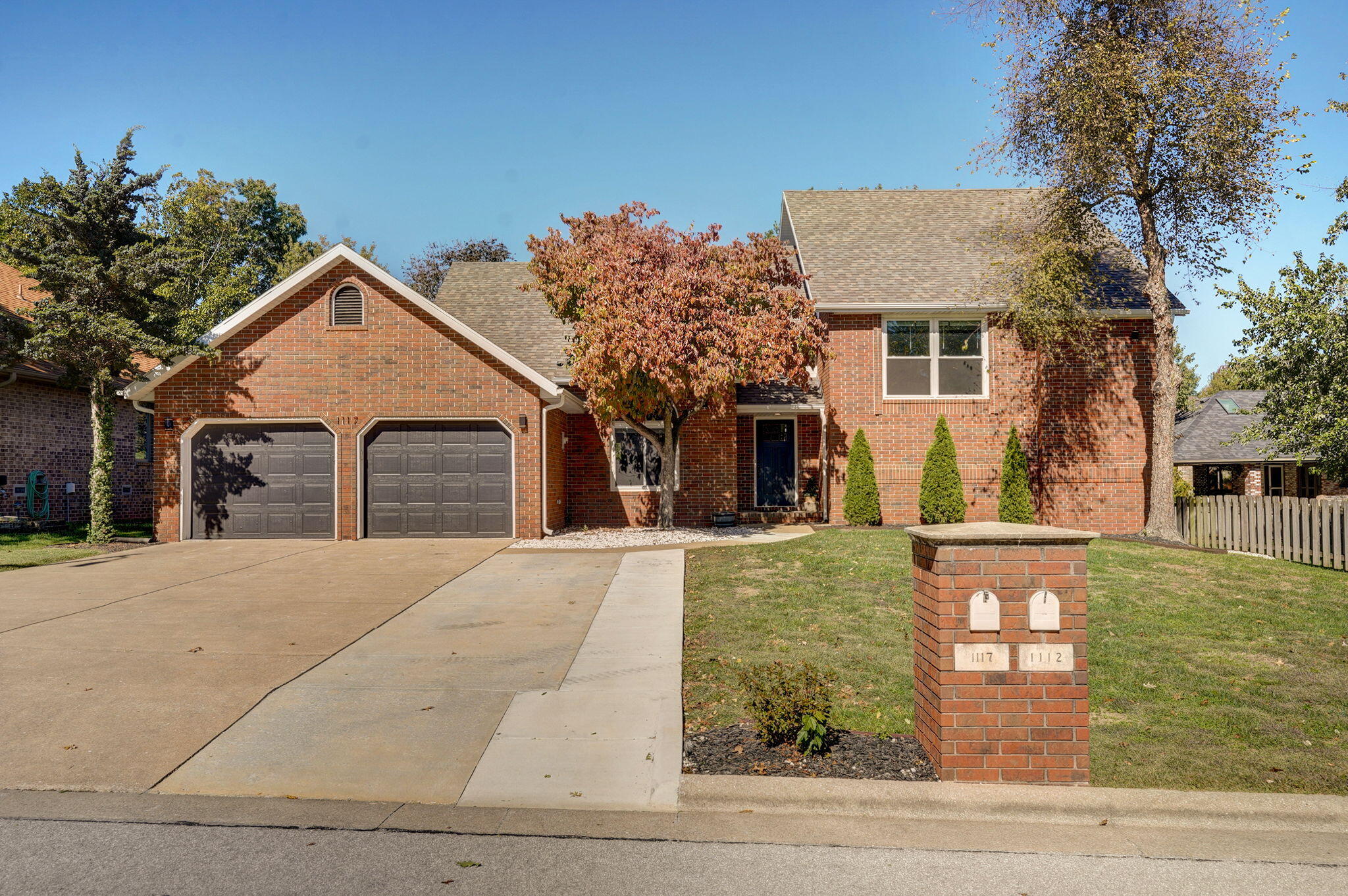 1117 West Woodhaven Street Property Photo 1