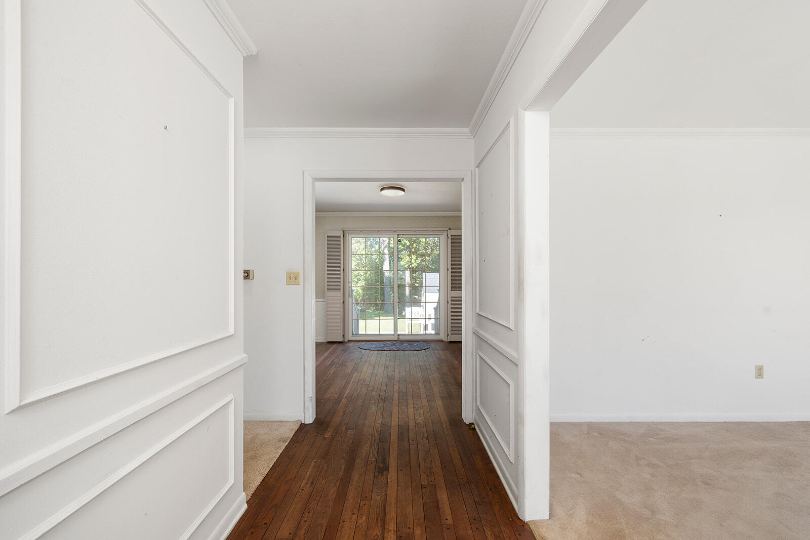 821 Cliff Drive Property Photo 12