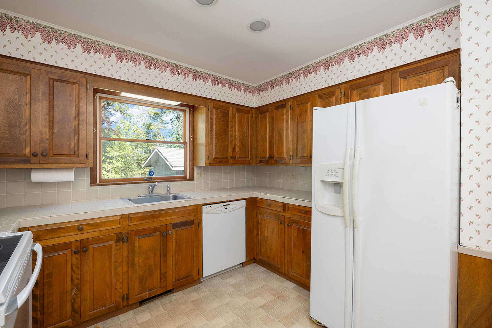 821 Cliff Drive Property Photo 17