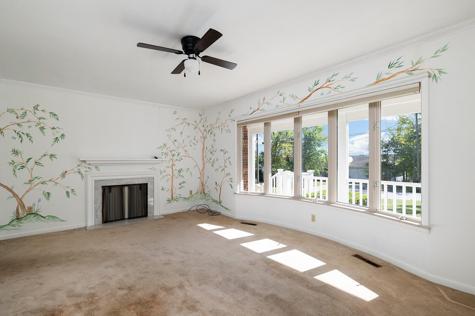 821 Cliff Drive Property Photo 18