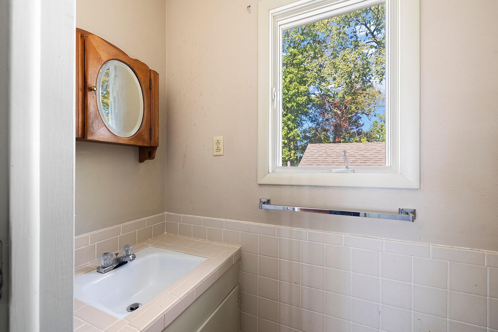 821 Cliff Drive Property Photo 20