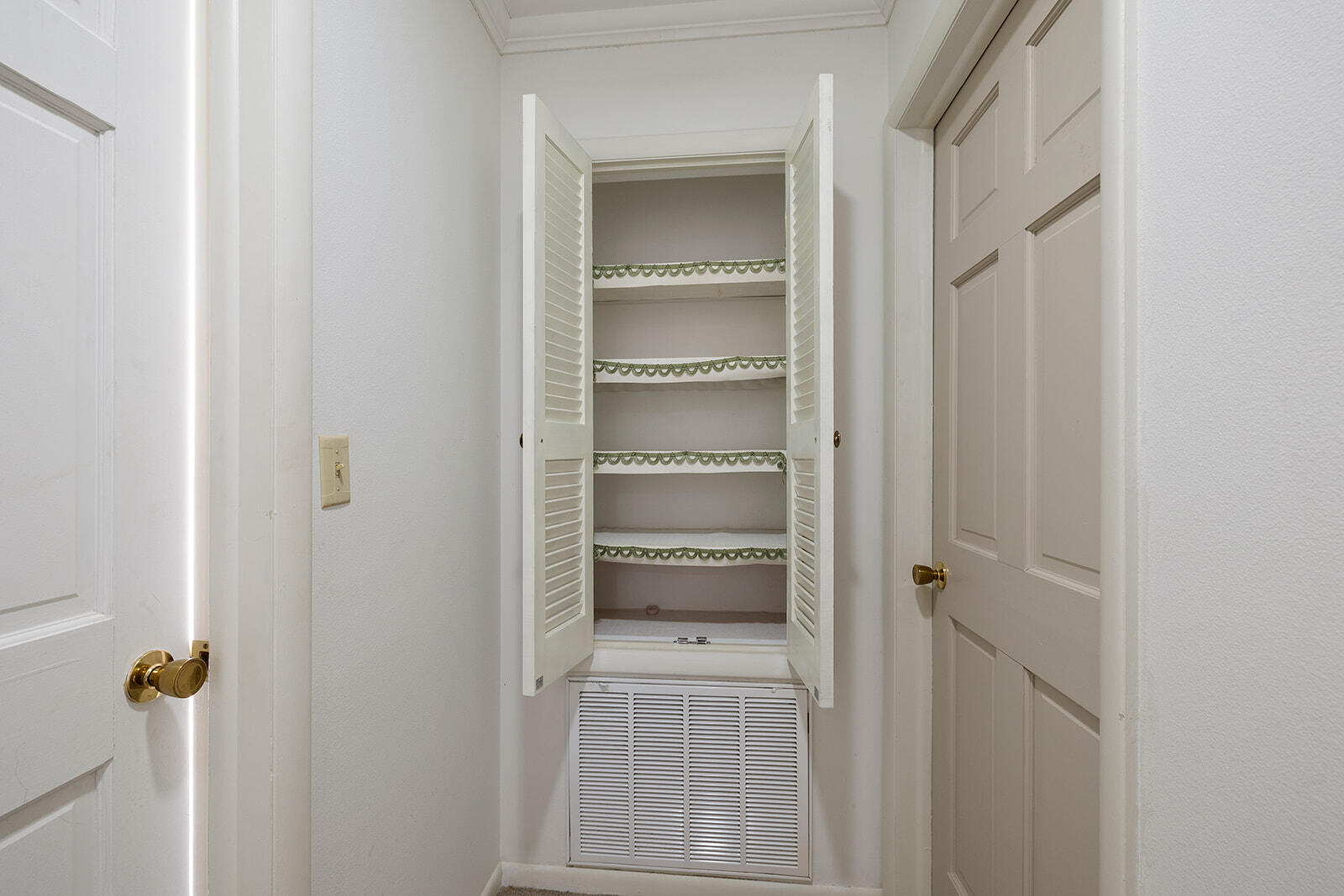 821 Cliff Drive Property Photo 23