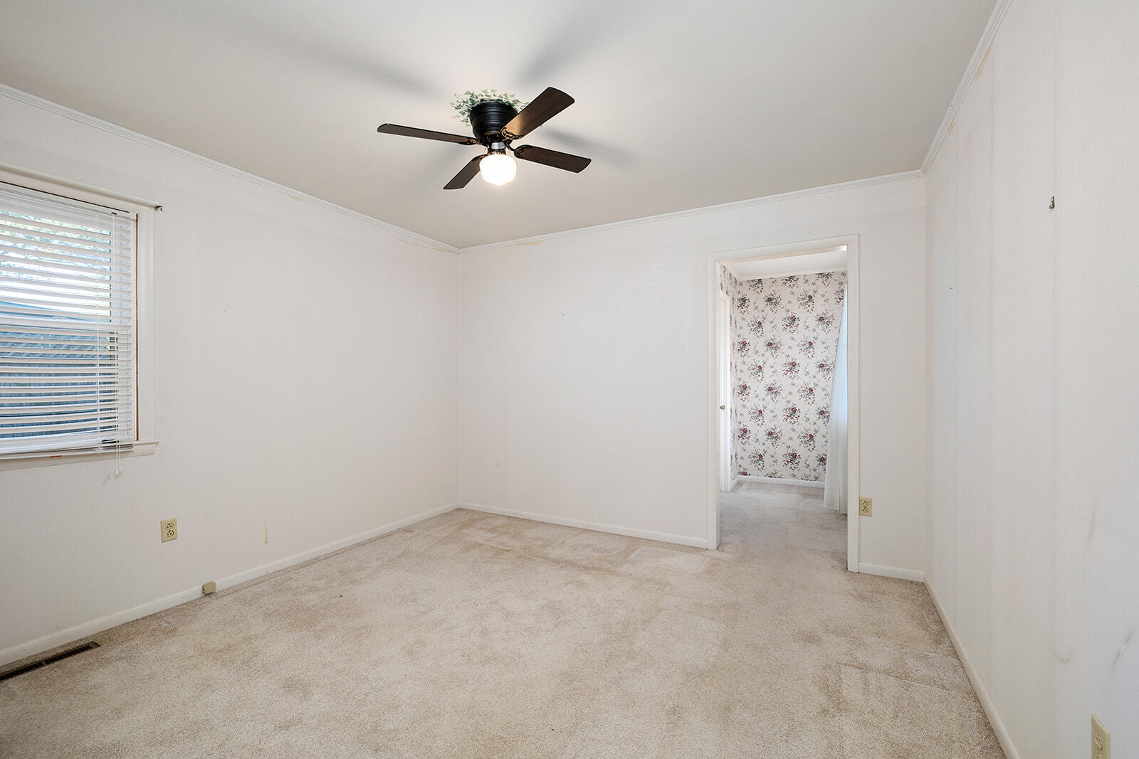 821 Cliff Drive Property Photo 29