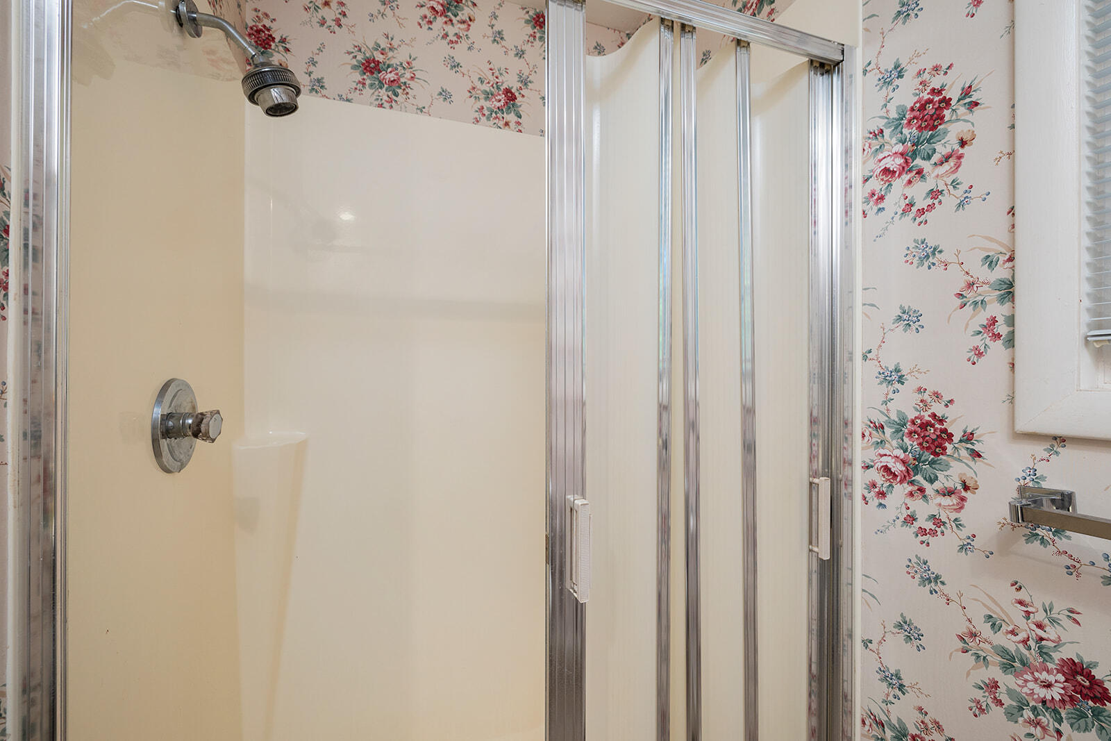 821 Cliff Drive Property Photo 32