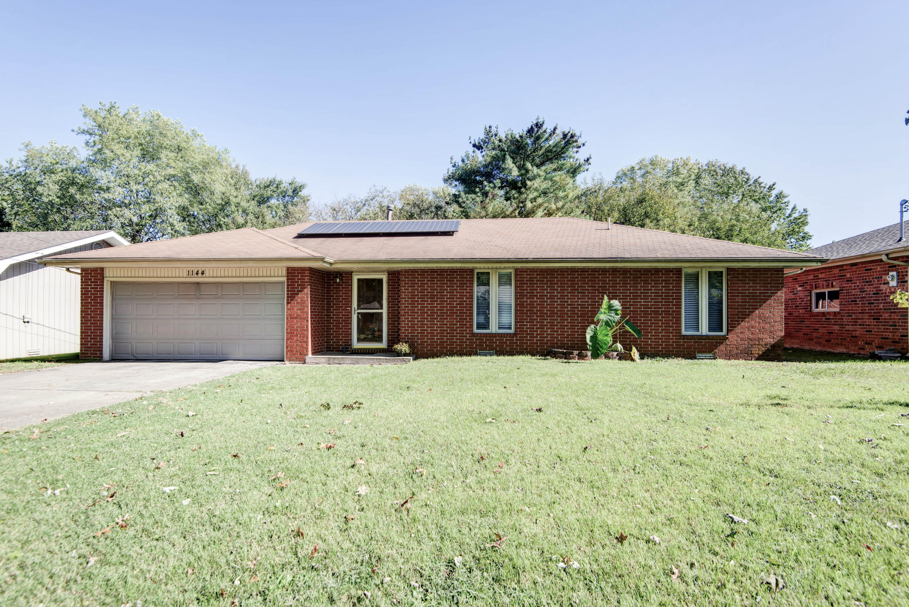 1144 South Paula Avenue Property Photo 2