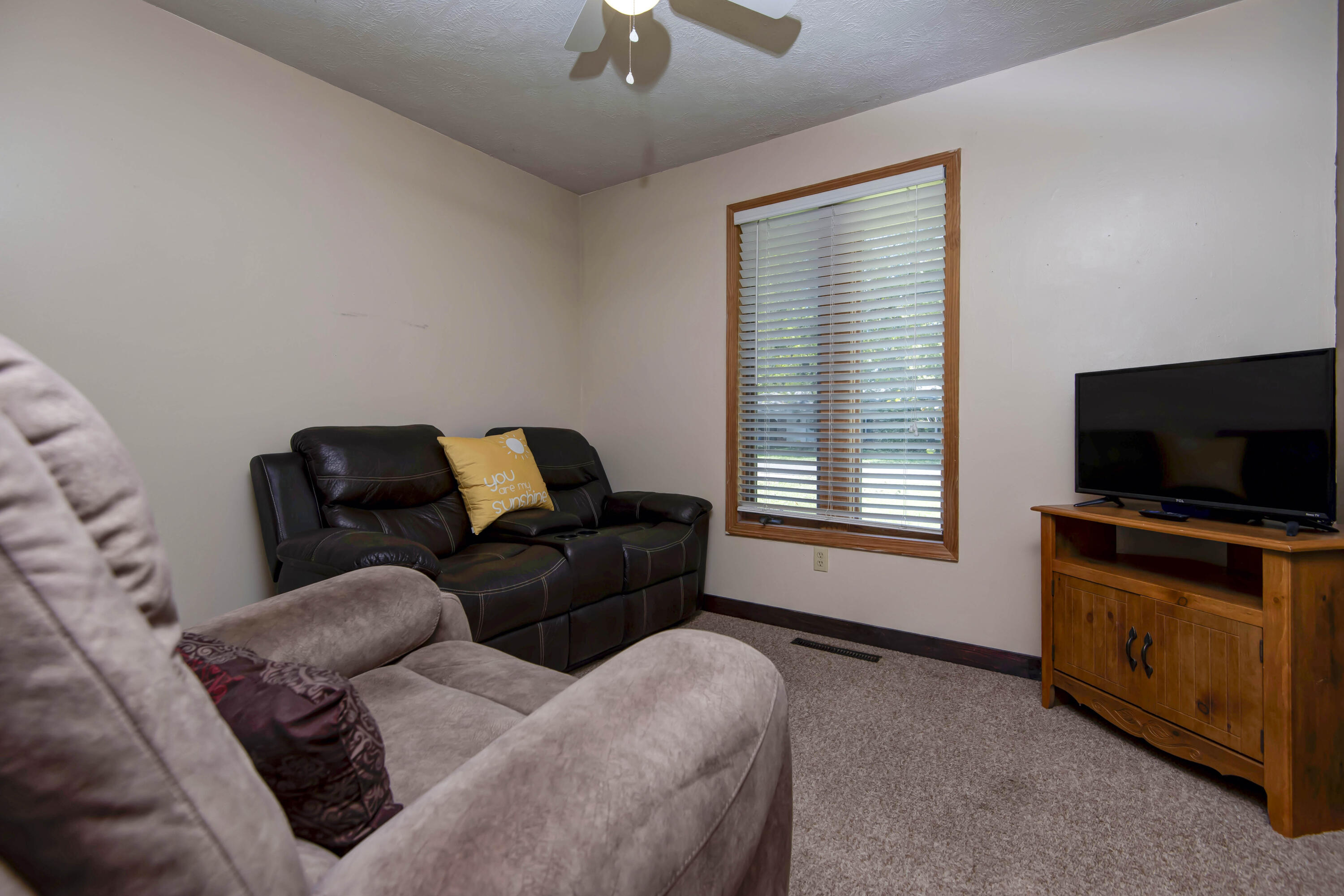 1144 South Paula Avenue Property Photo 18