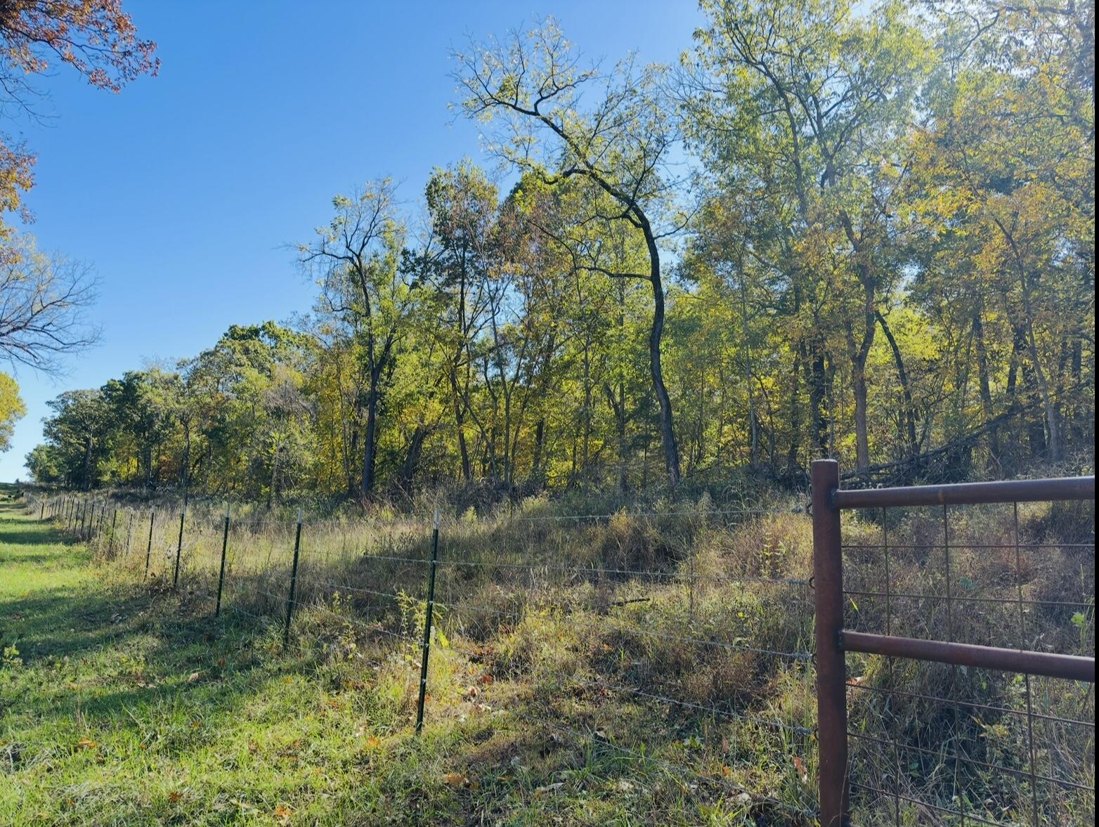 01a East Dade 12 Property Photo 16