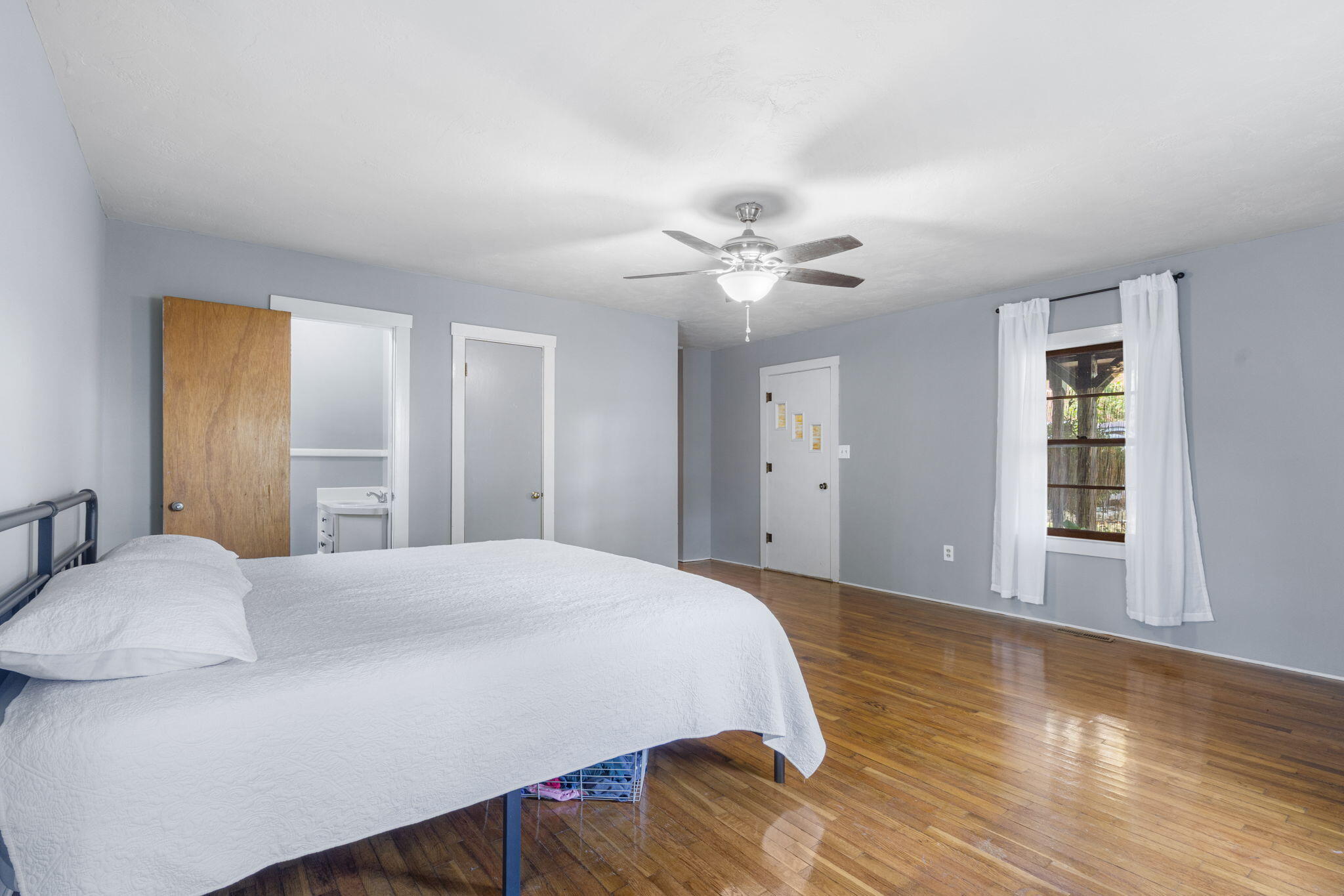 209 Mcfarland Street Property Photo 39