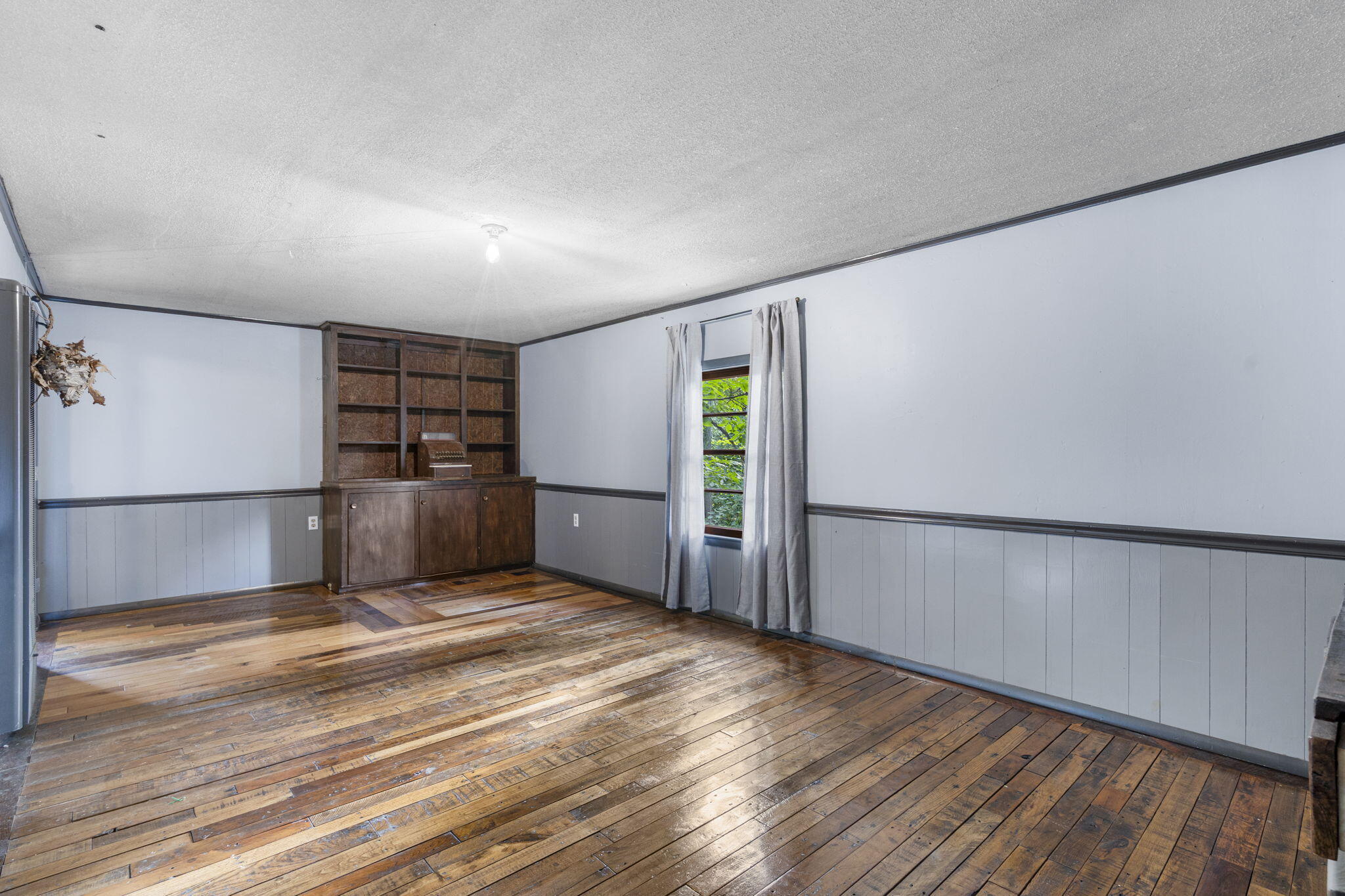 209 Mcfarland Street Property Photo 45