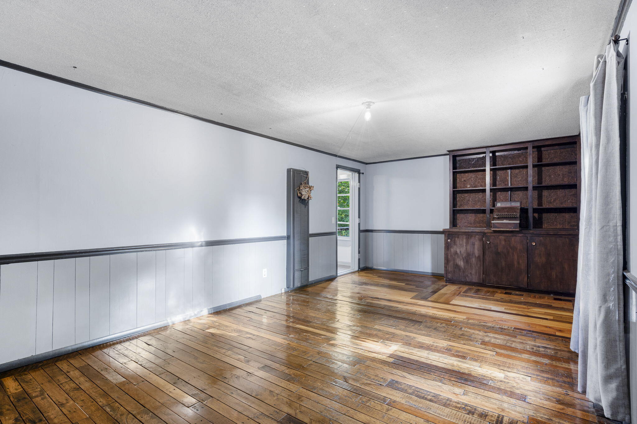 209 Mcfarland Street Property Photo 46