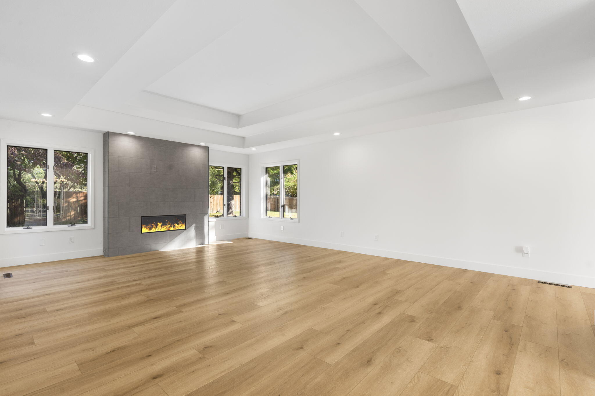 3112 South Ventura Avenue Property Photo 6