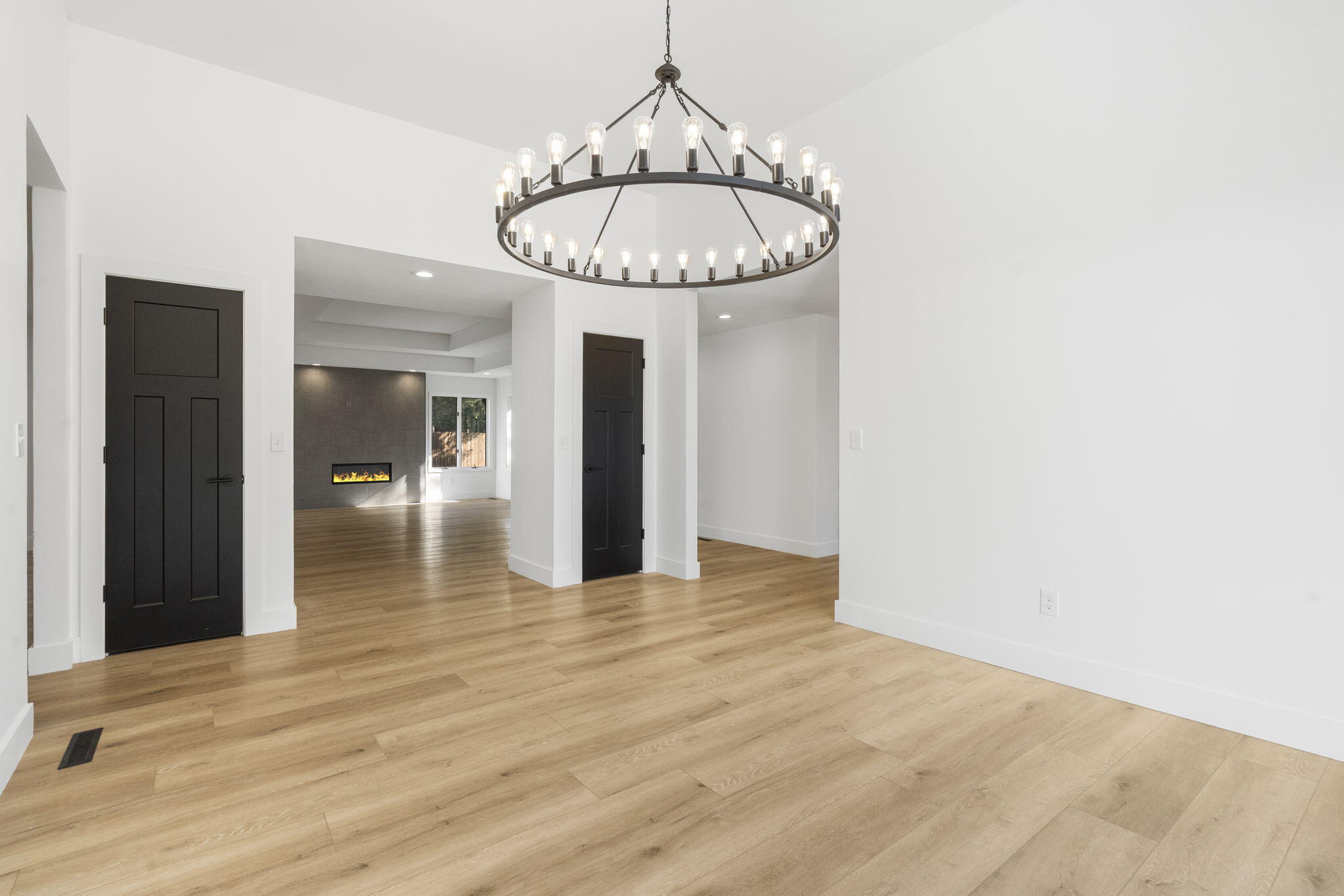 3112 South Ventura Avenue Property Photo 9