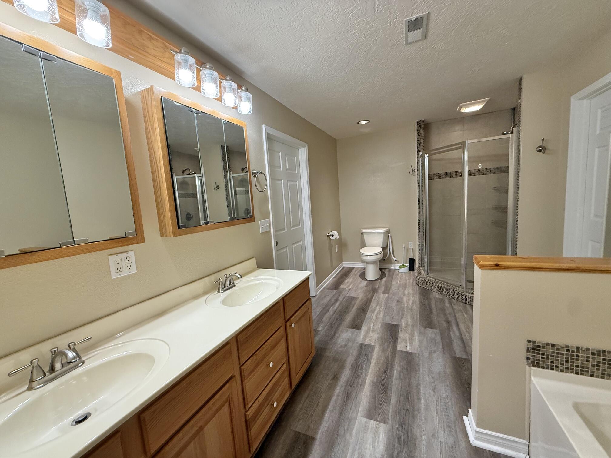 7584 Private Road 2453 Property Photo 45