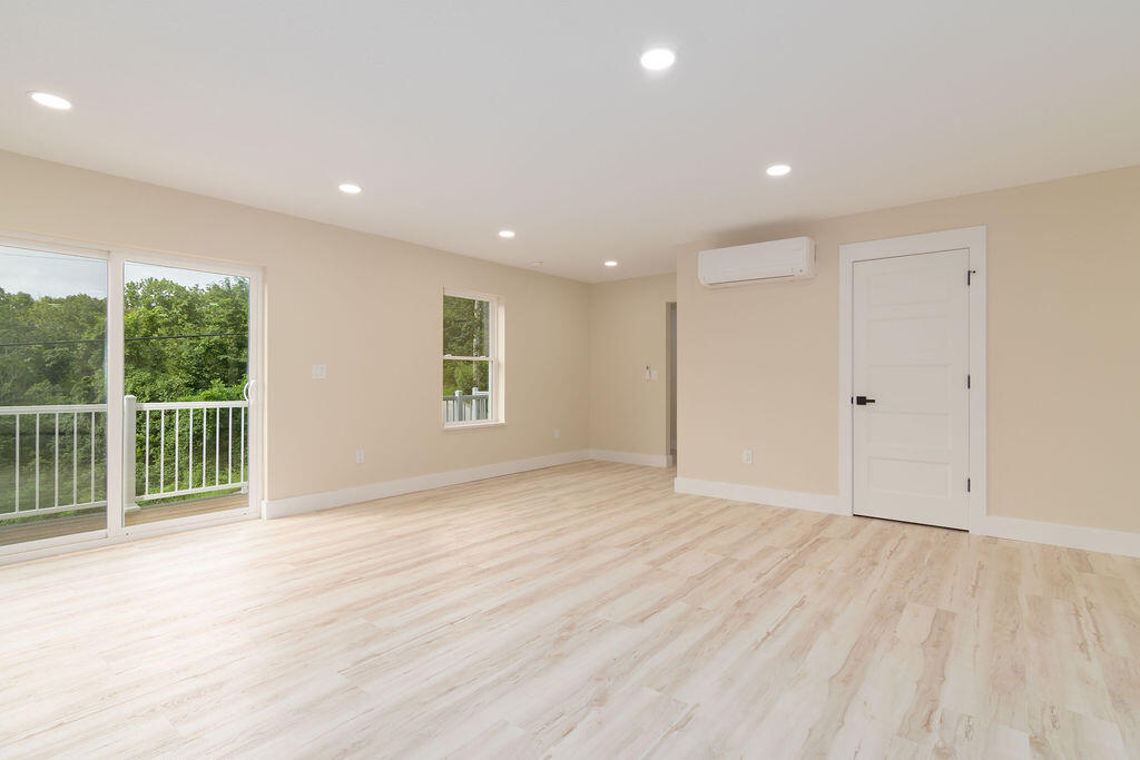 65 Roan Road Property Photo 12