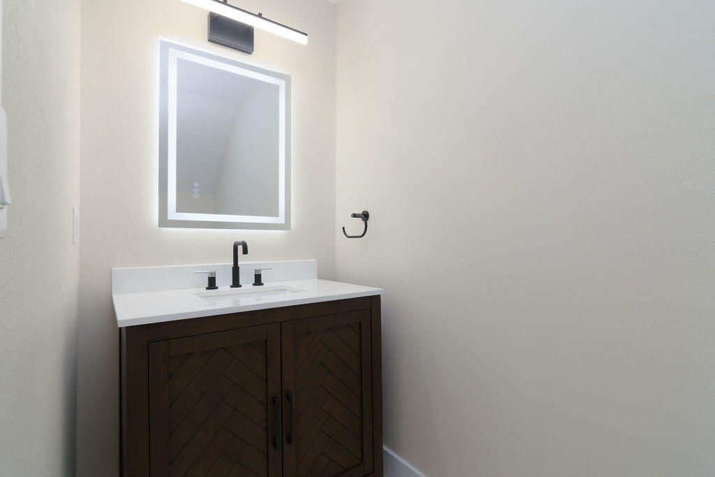 65 Roan Road Property Photo 38