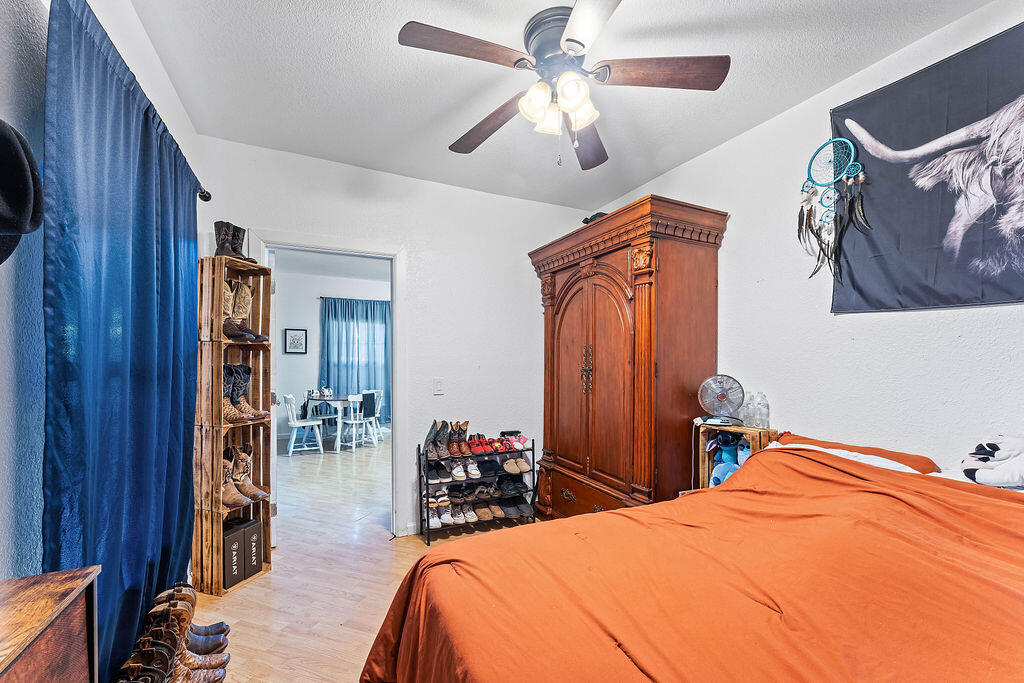 202 Oak Street Property Photo 19