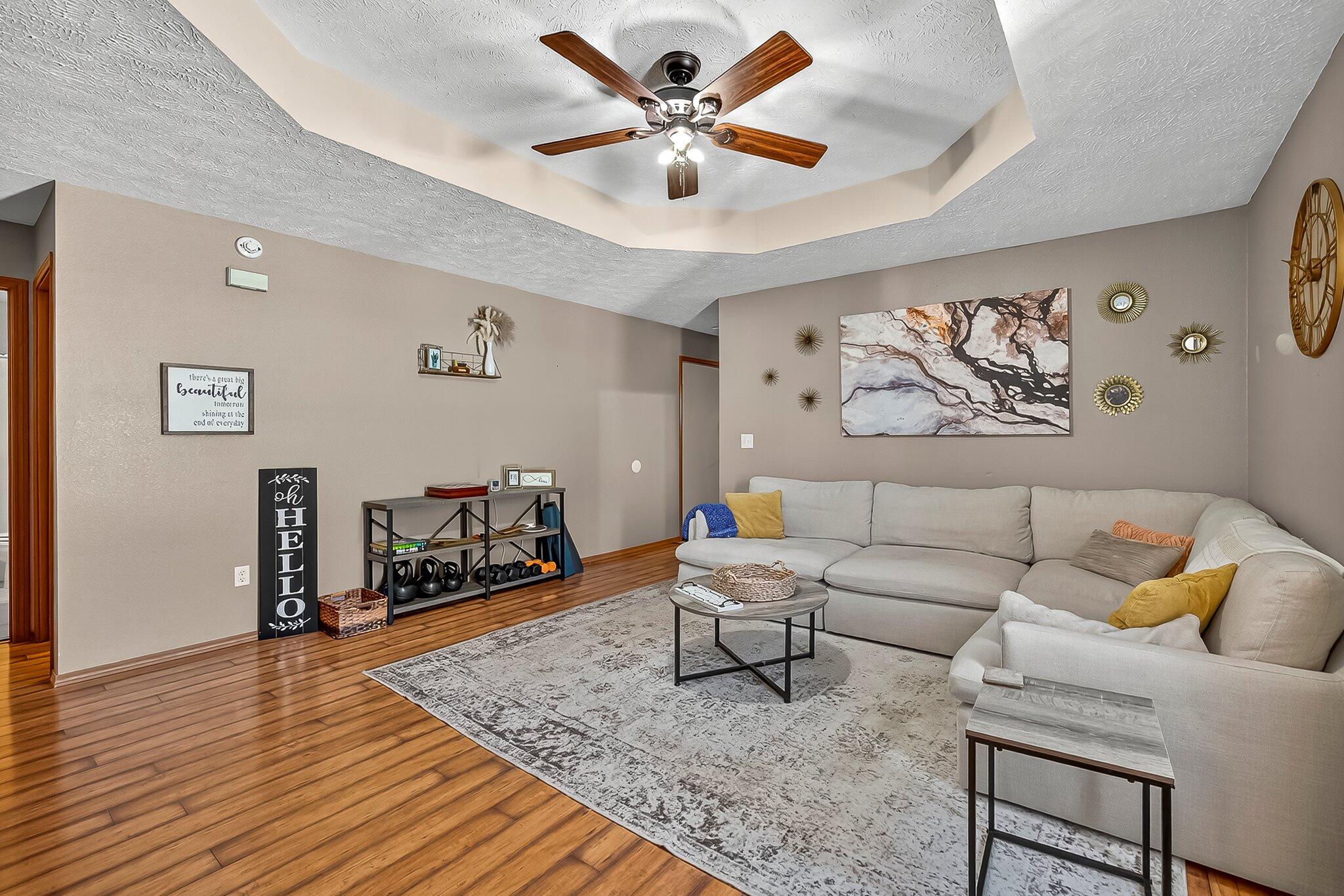 1638 North Engel Avenue Property Photo 7