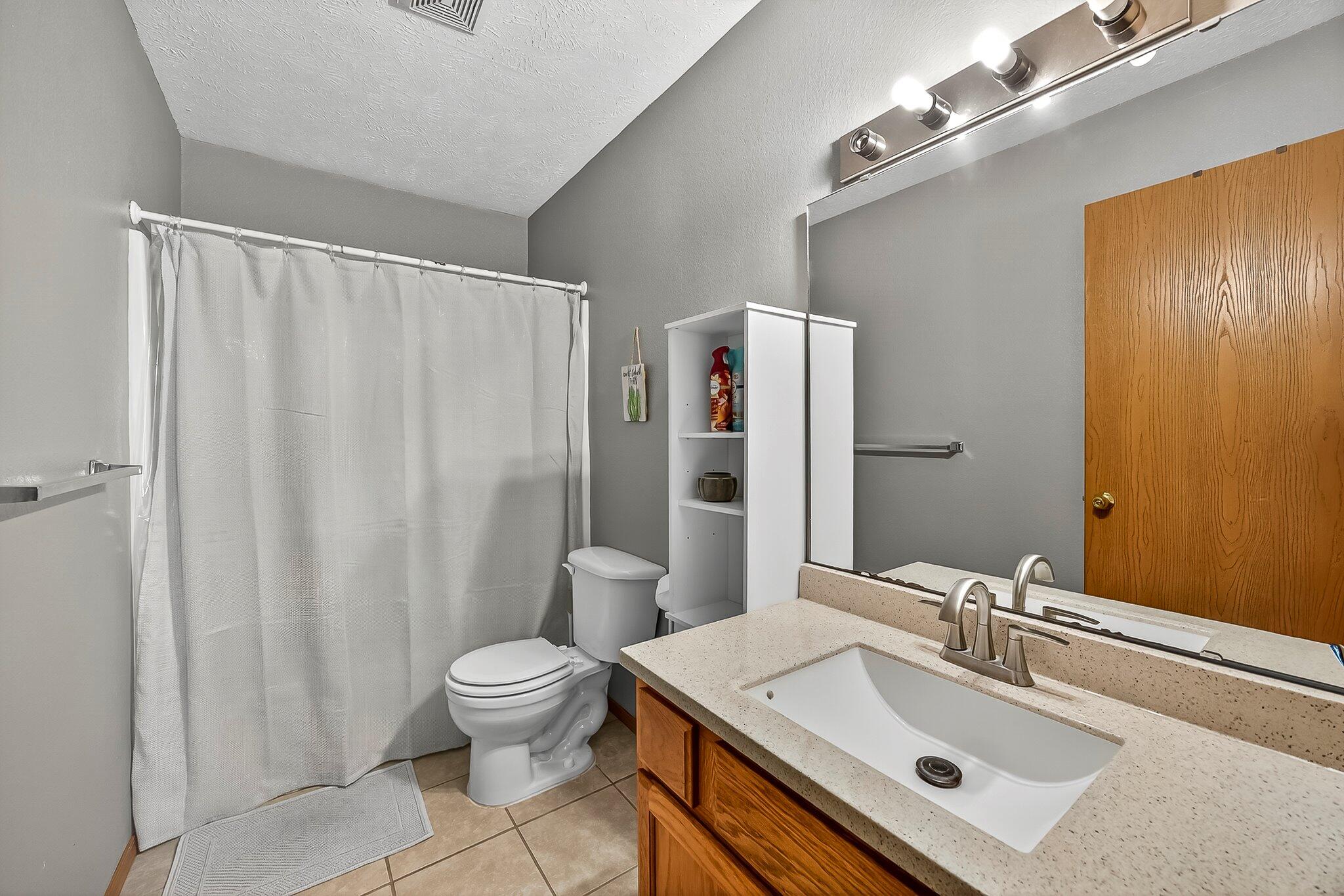 1638 North Engel Avenue Property Photo 15