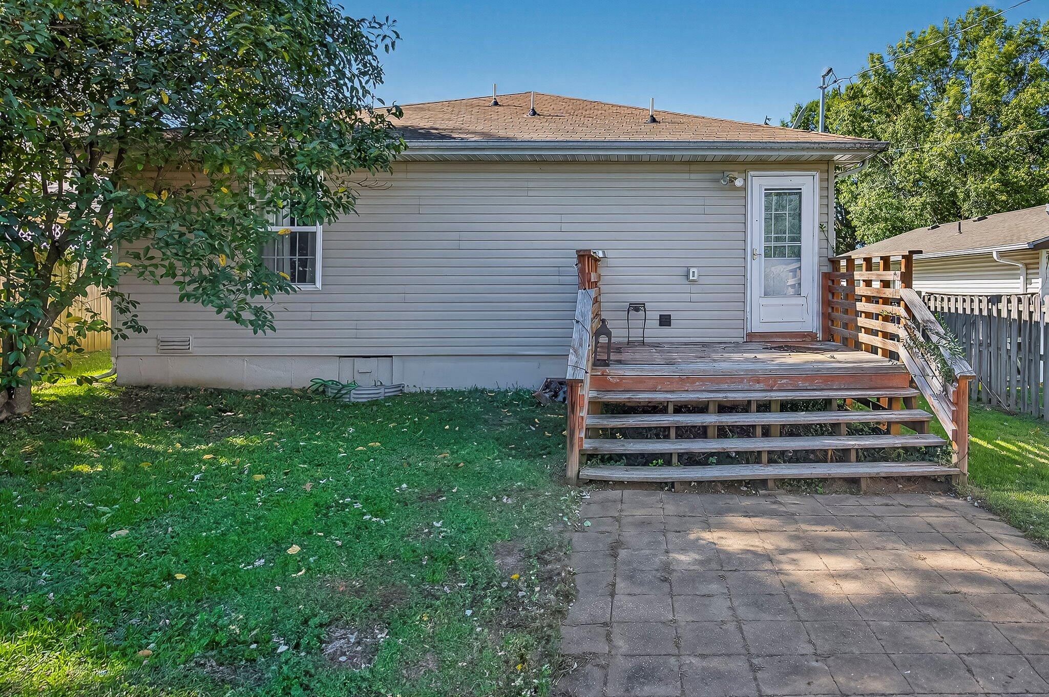 1638 North Engel Avenue Property Photo 22