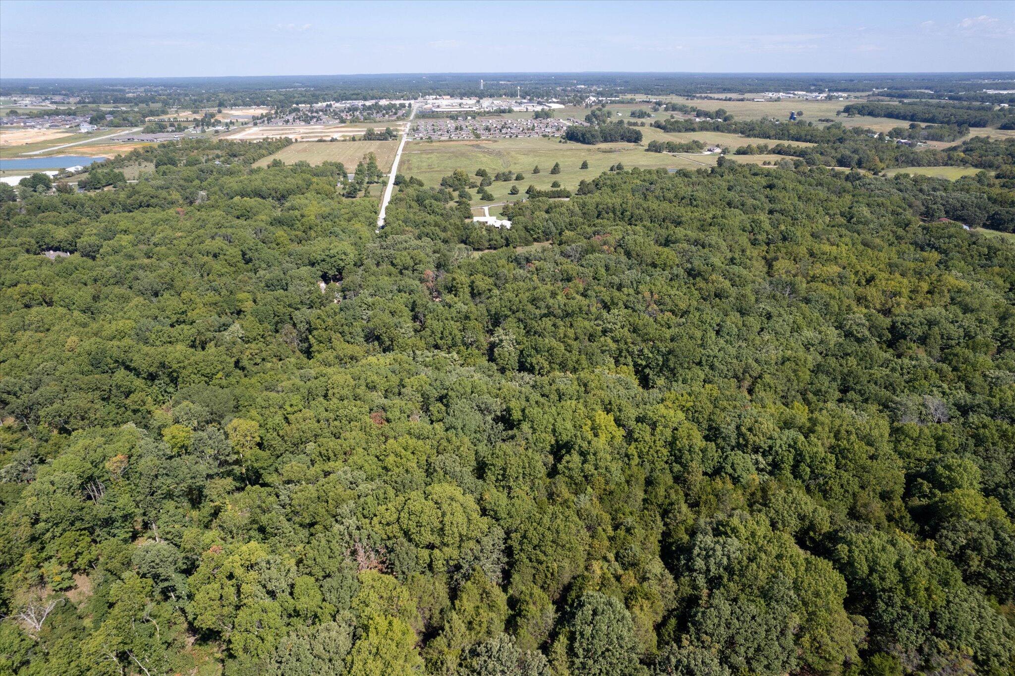 000 Watts Road Property Photo 11