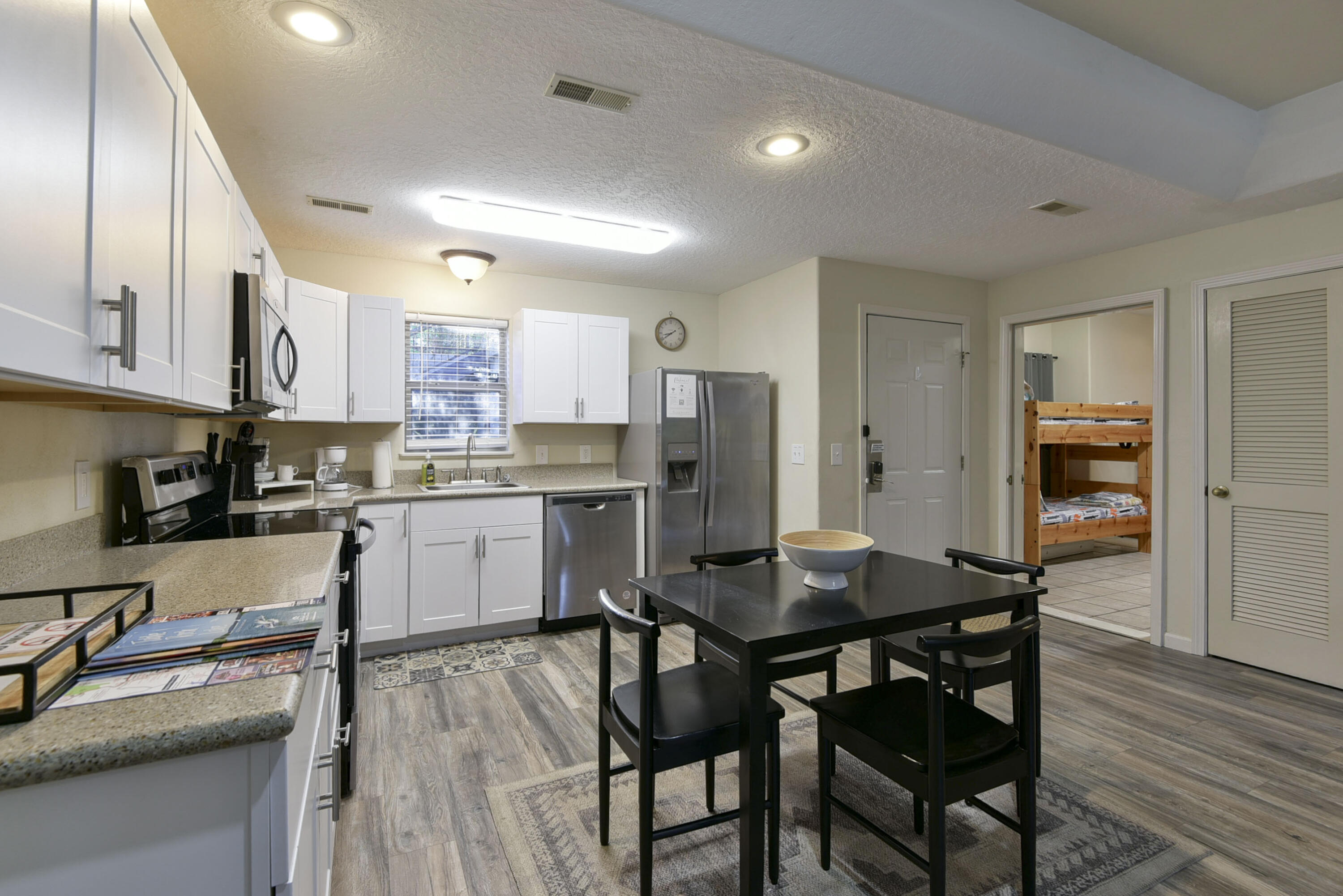 131 Oak Lane Property Photo 5