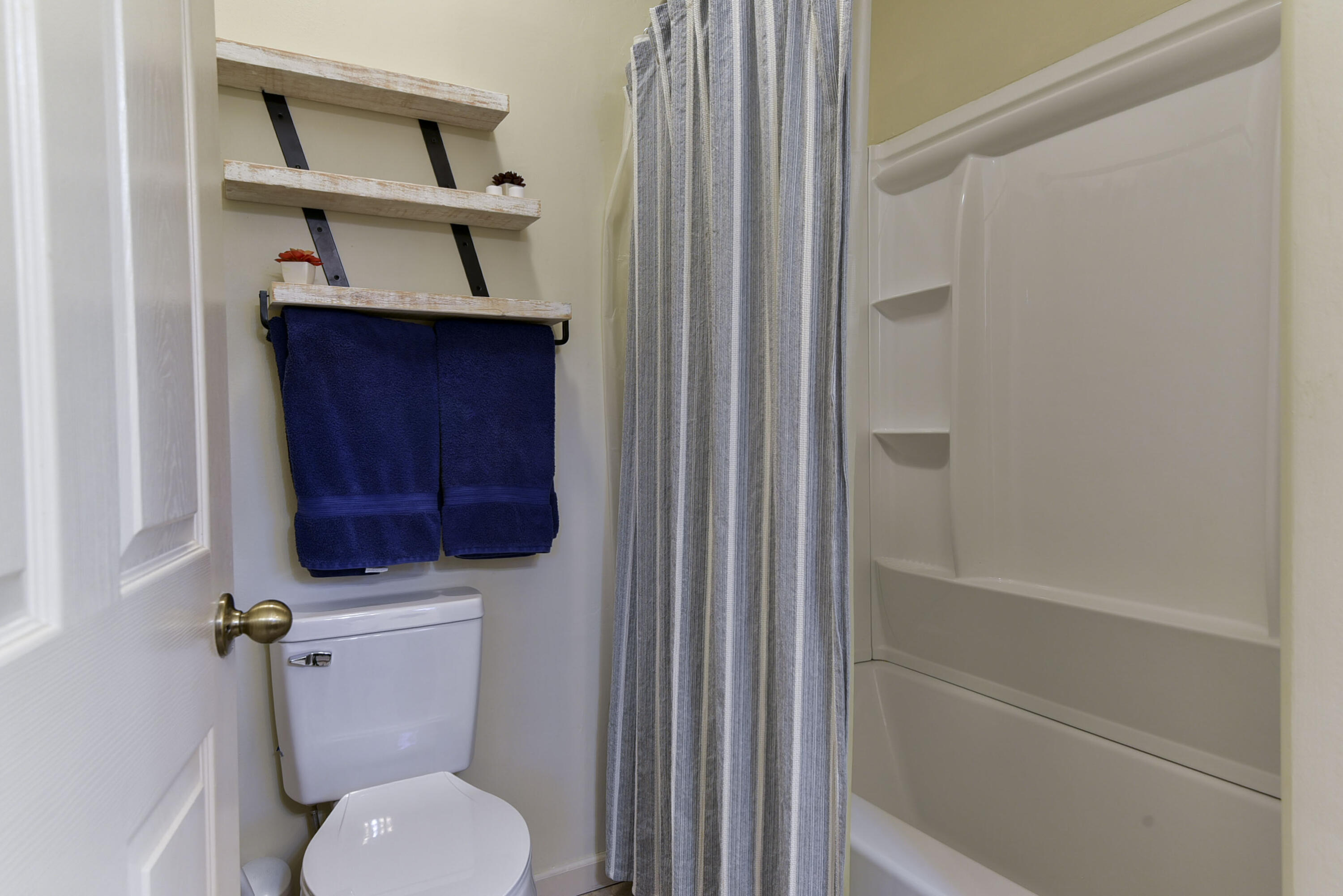 131 Oak Lane Property Photo 16