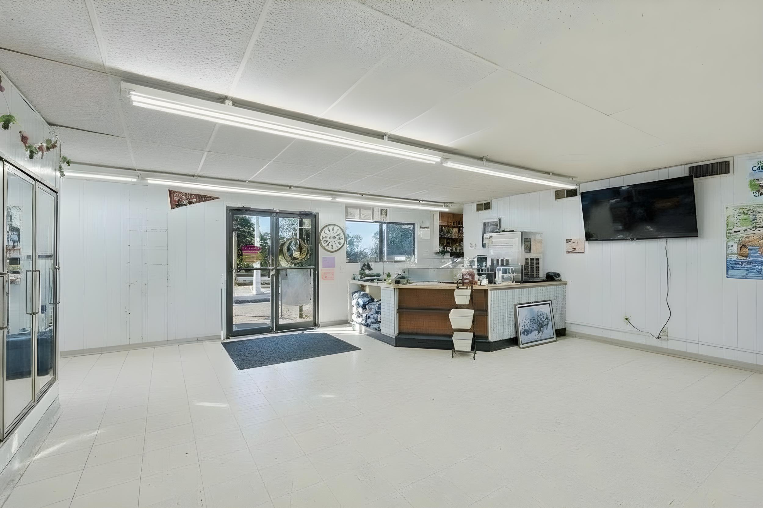 27622 Big Rock Road Property Photo 8