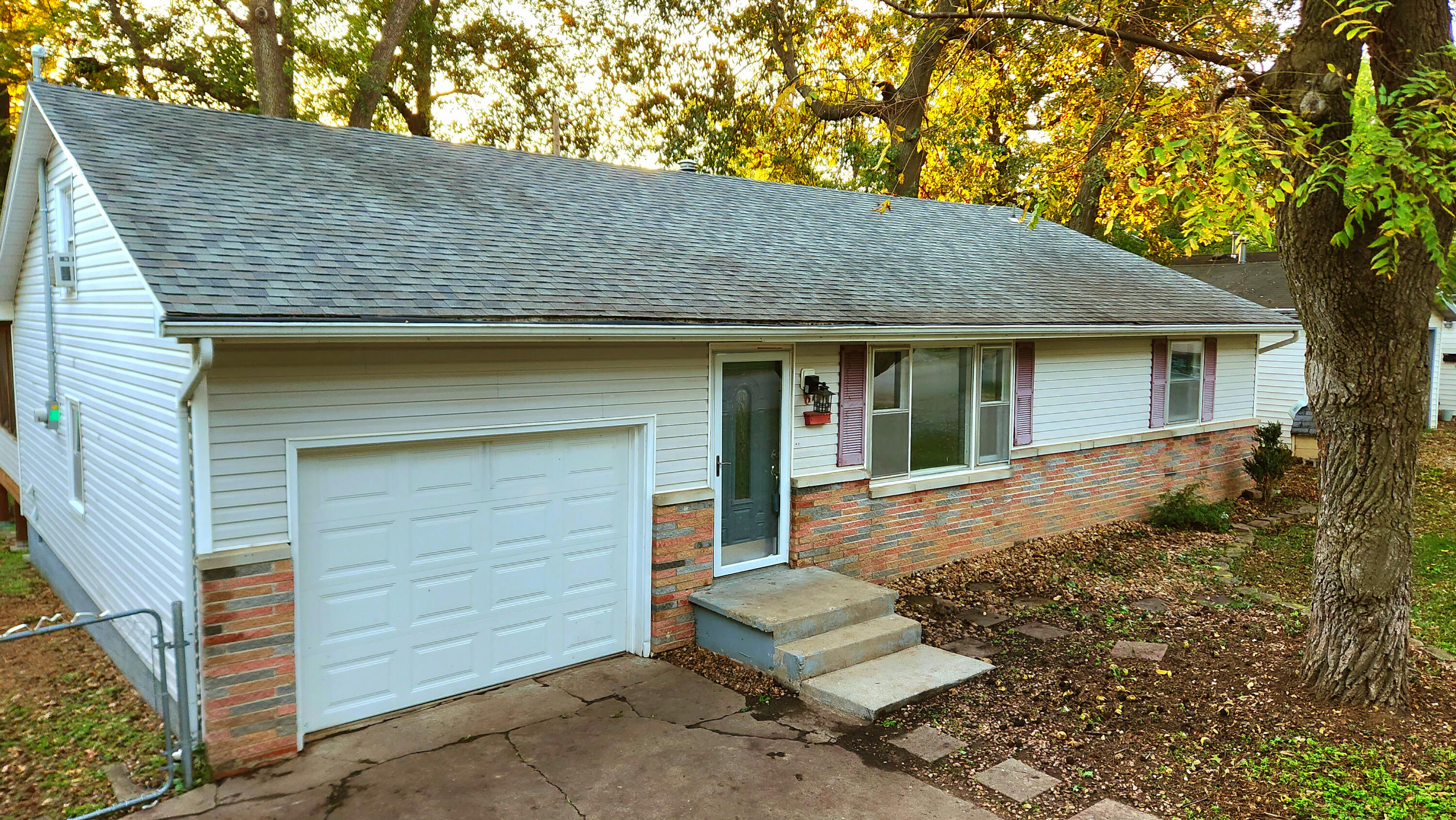 646 South Wildan Avenue Property Photo 1