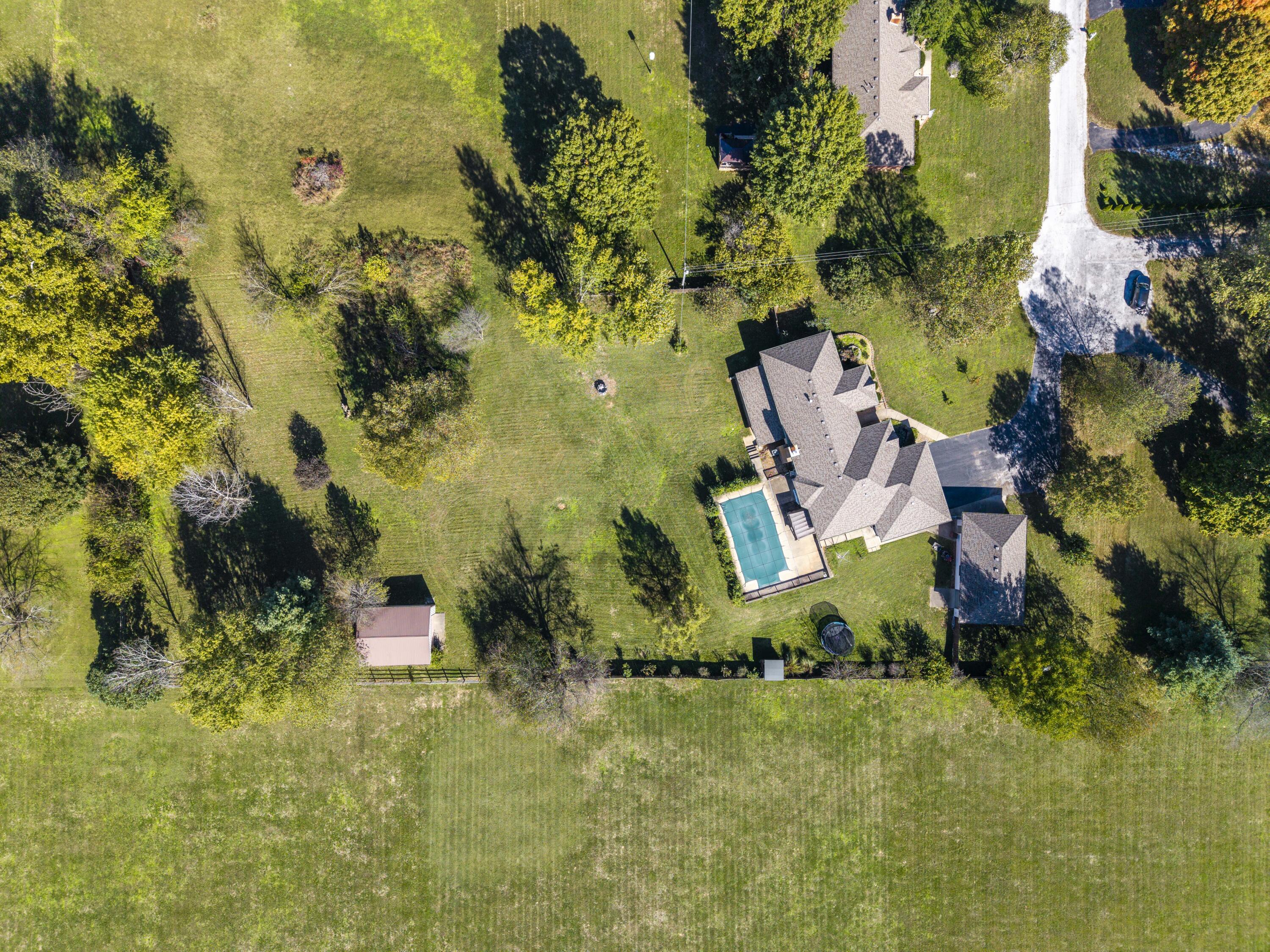 1907 North Prairie Court Property Photo 4