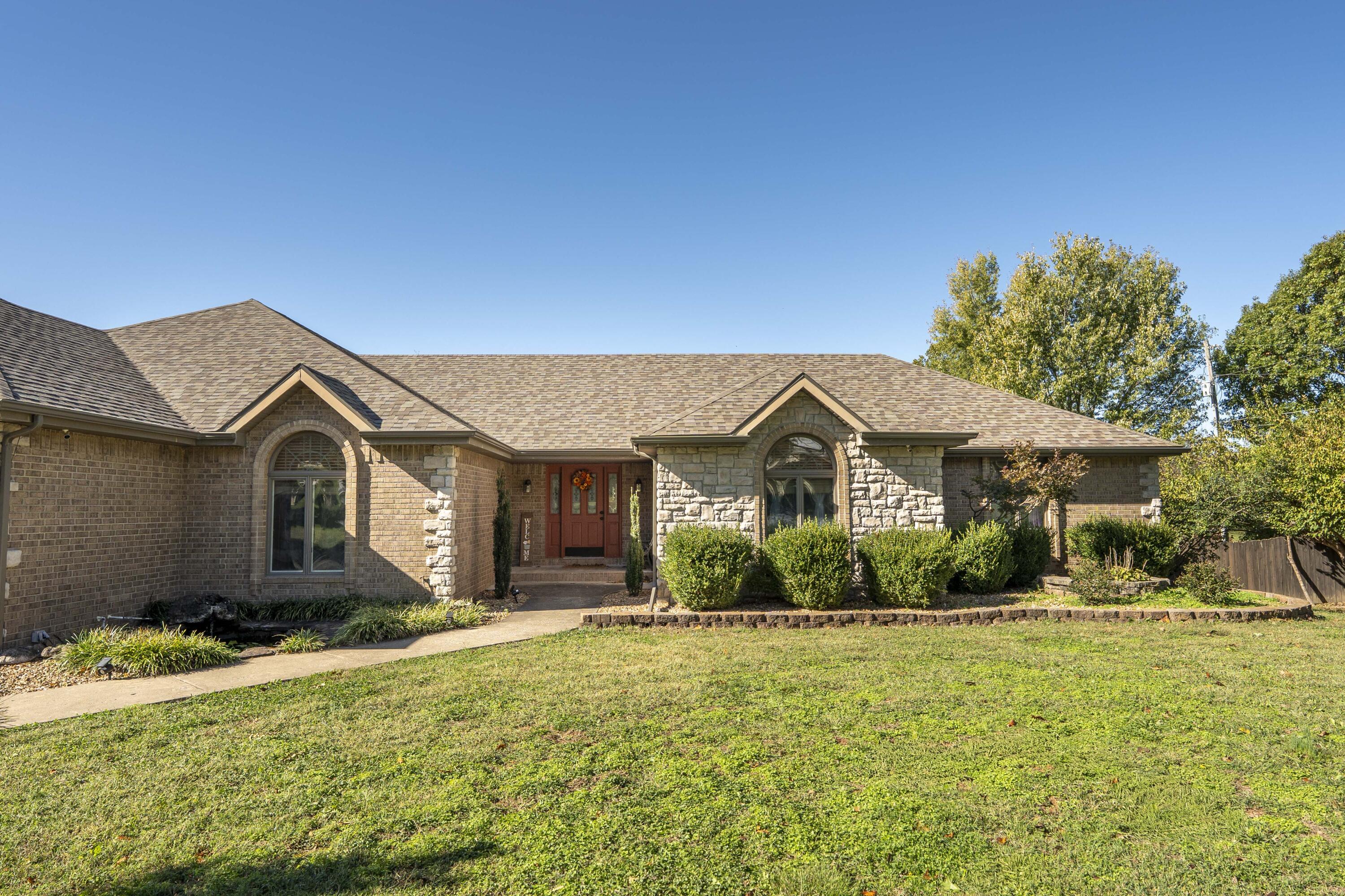 1907 North Prairie Court Property Photo 8