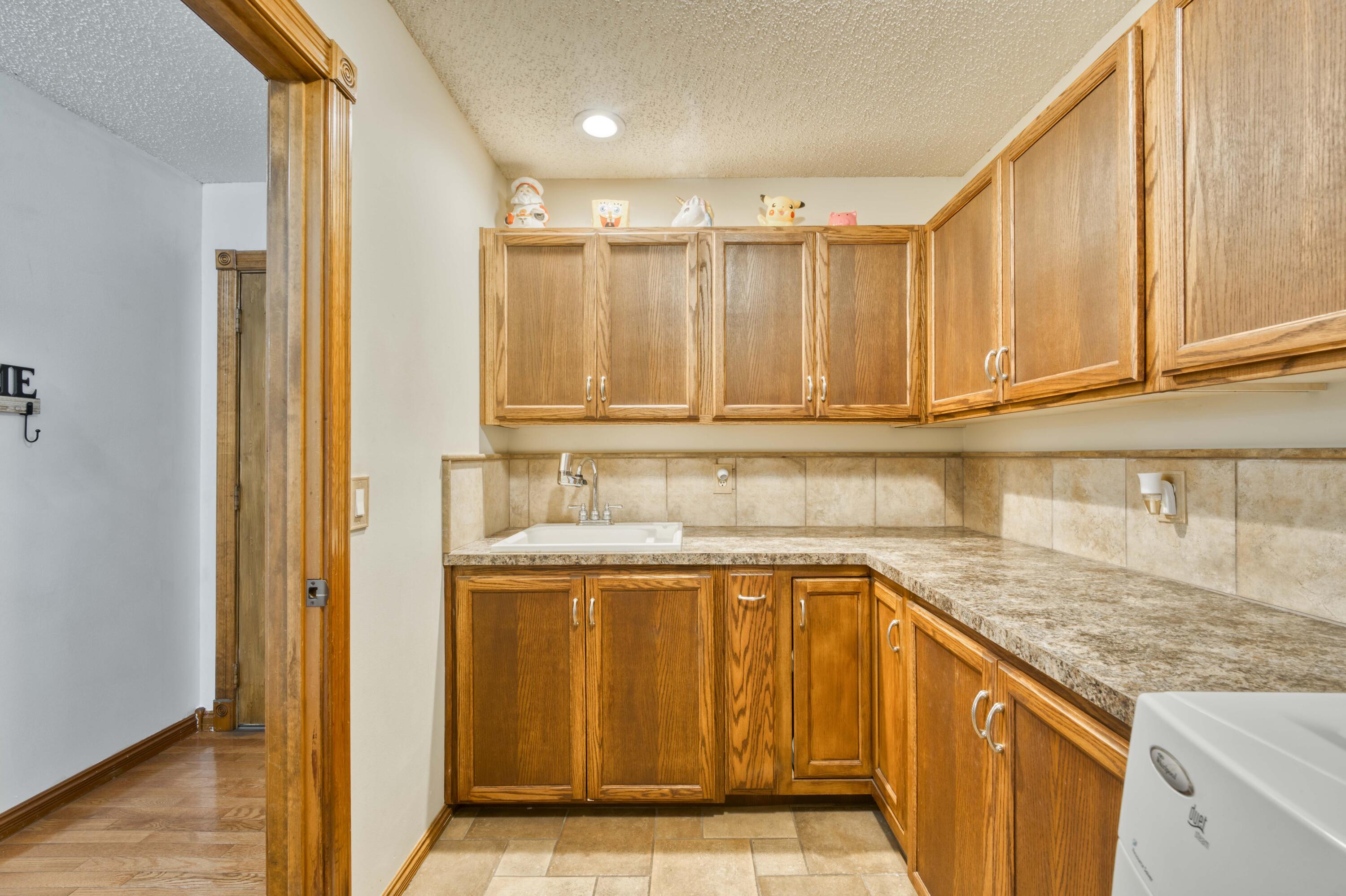 1907 North Prairie Court Property Photo 29