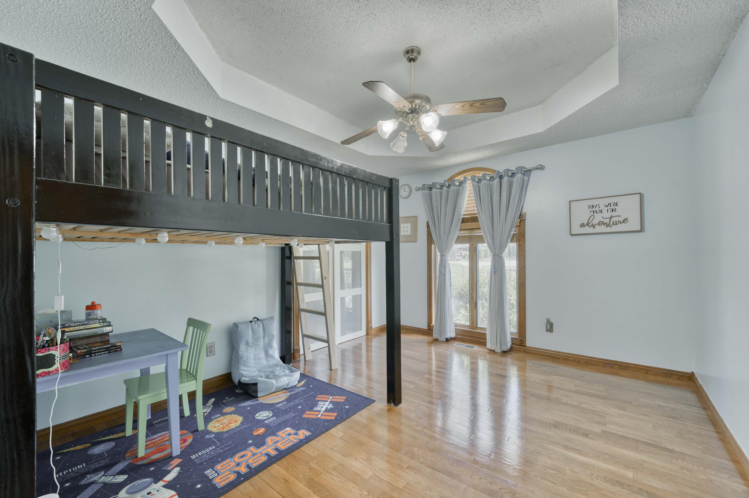 1907 North Prairie Court Property Photo 34