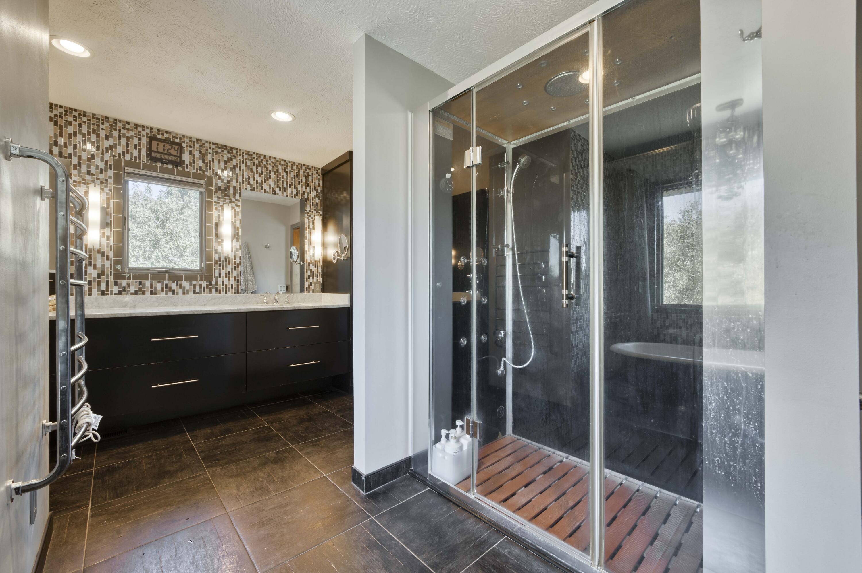 1907 North Prairie Court Property Photo 46