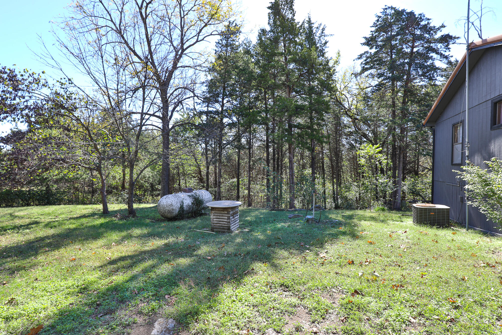 20494 Avery Road Property Photo 6