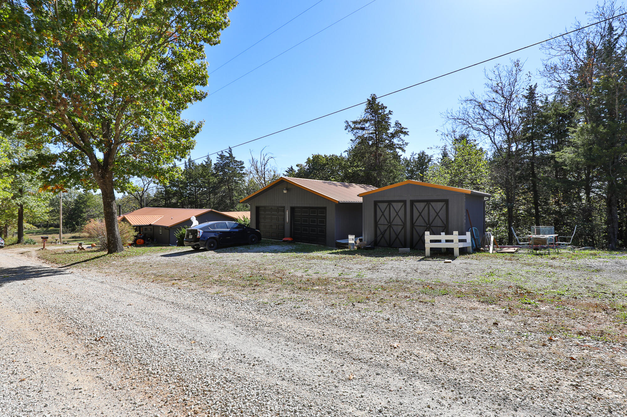 20494 Avery Road Property Photo 7