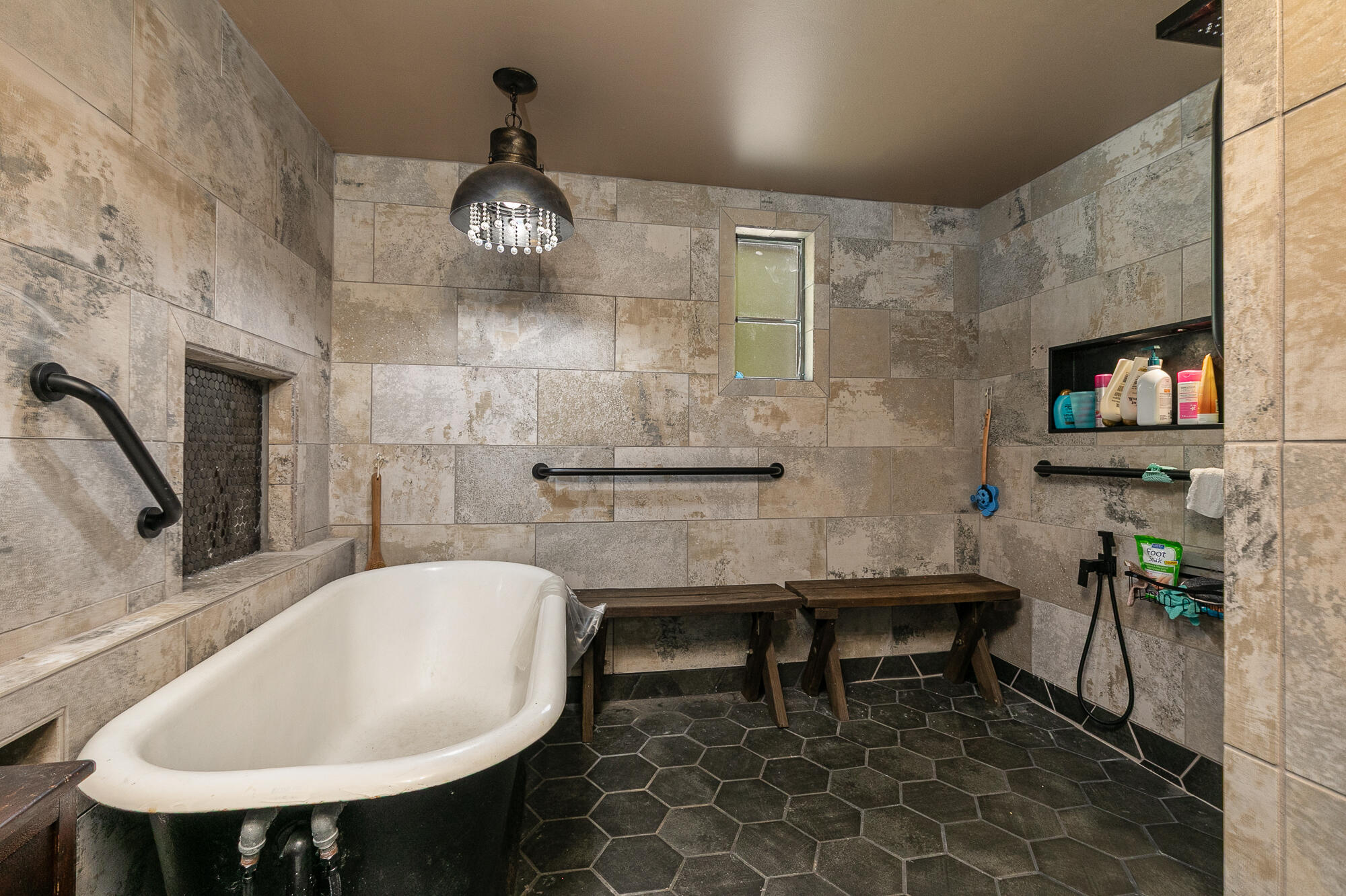 20494 Avery Road Property Photo 31