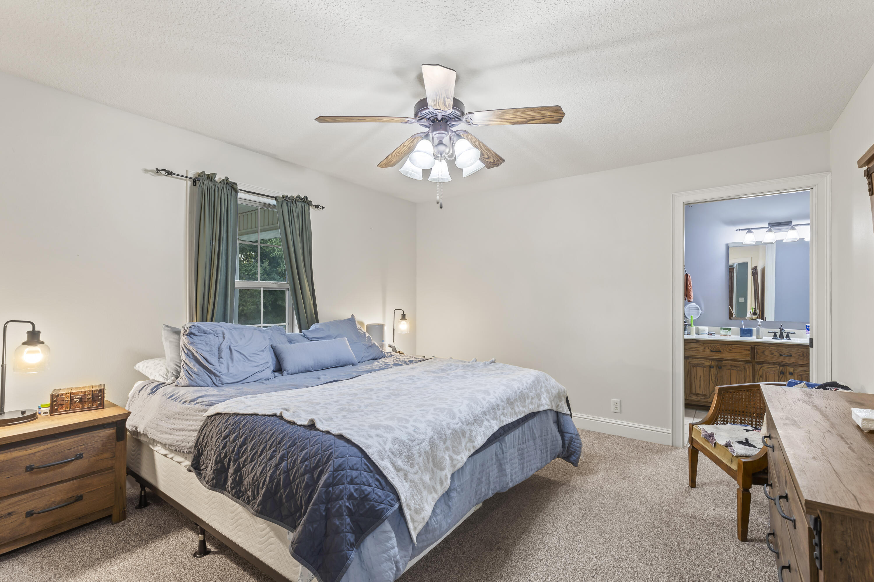 1405 Hagny Street Property Photo 6