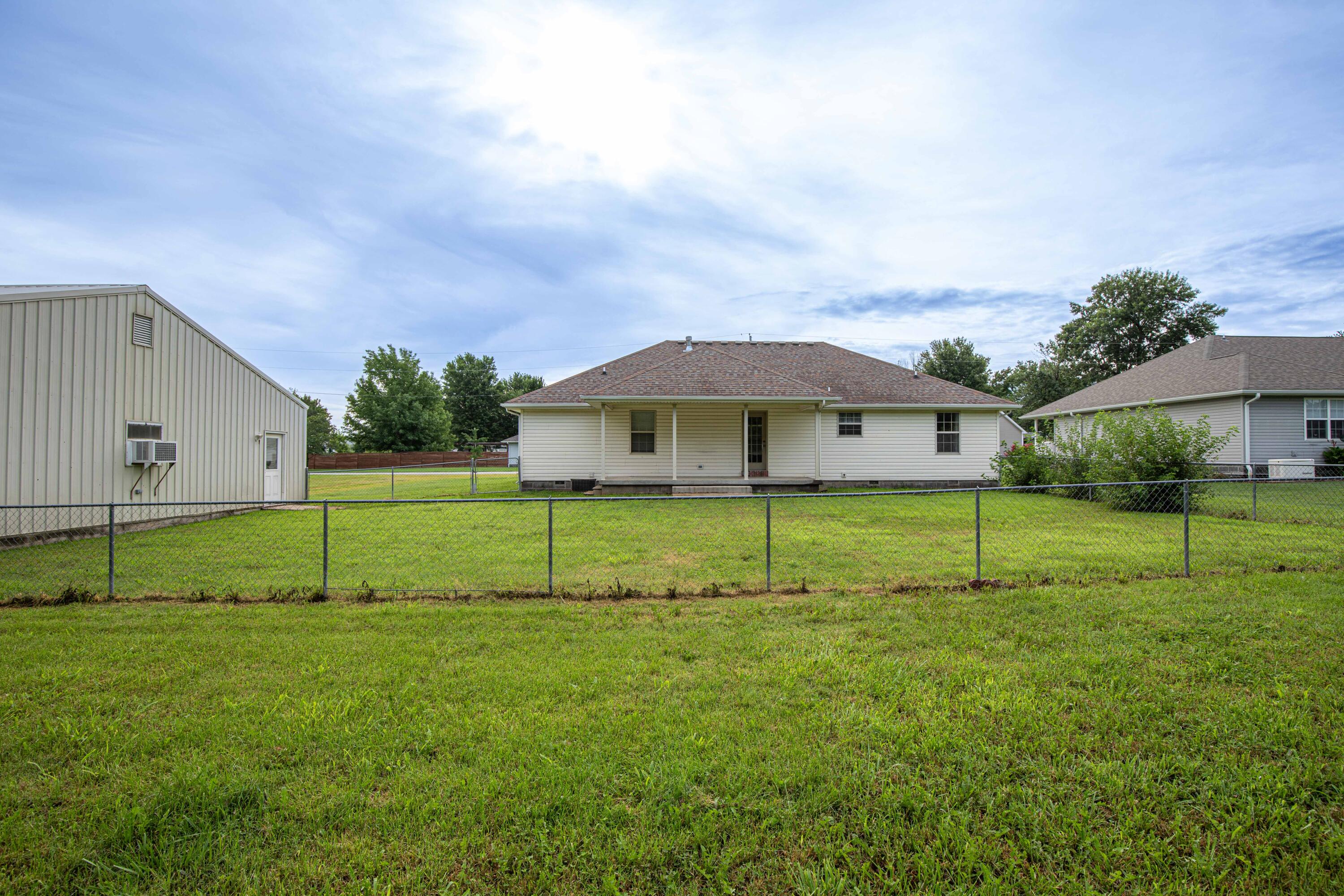 1405 Hagny Street Property Photo 40