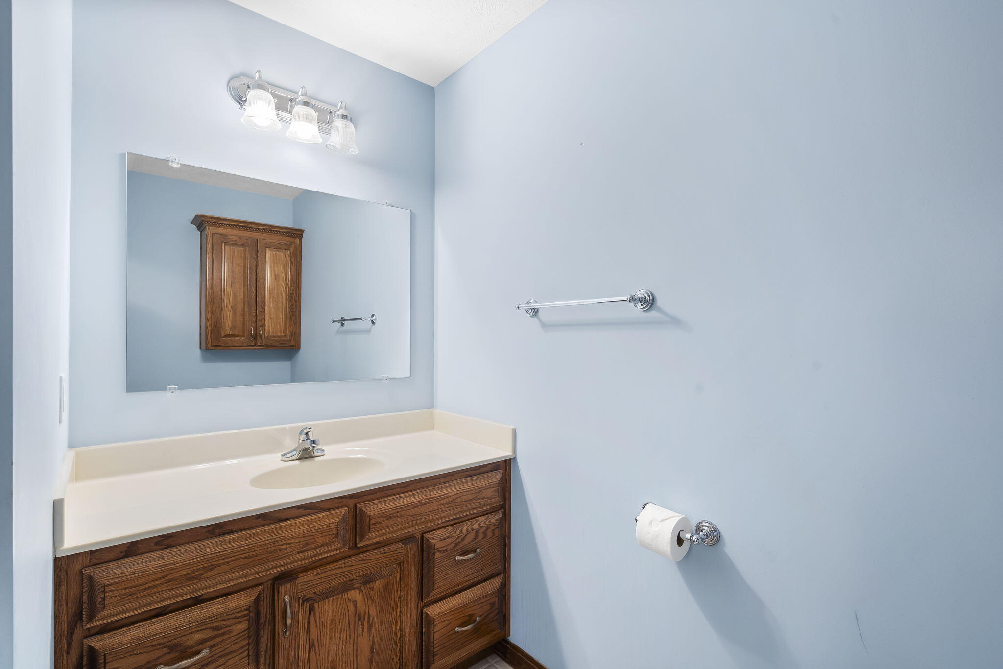 1013 West Sunny Slopes Drive Property Photo 19