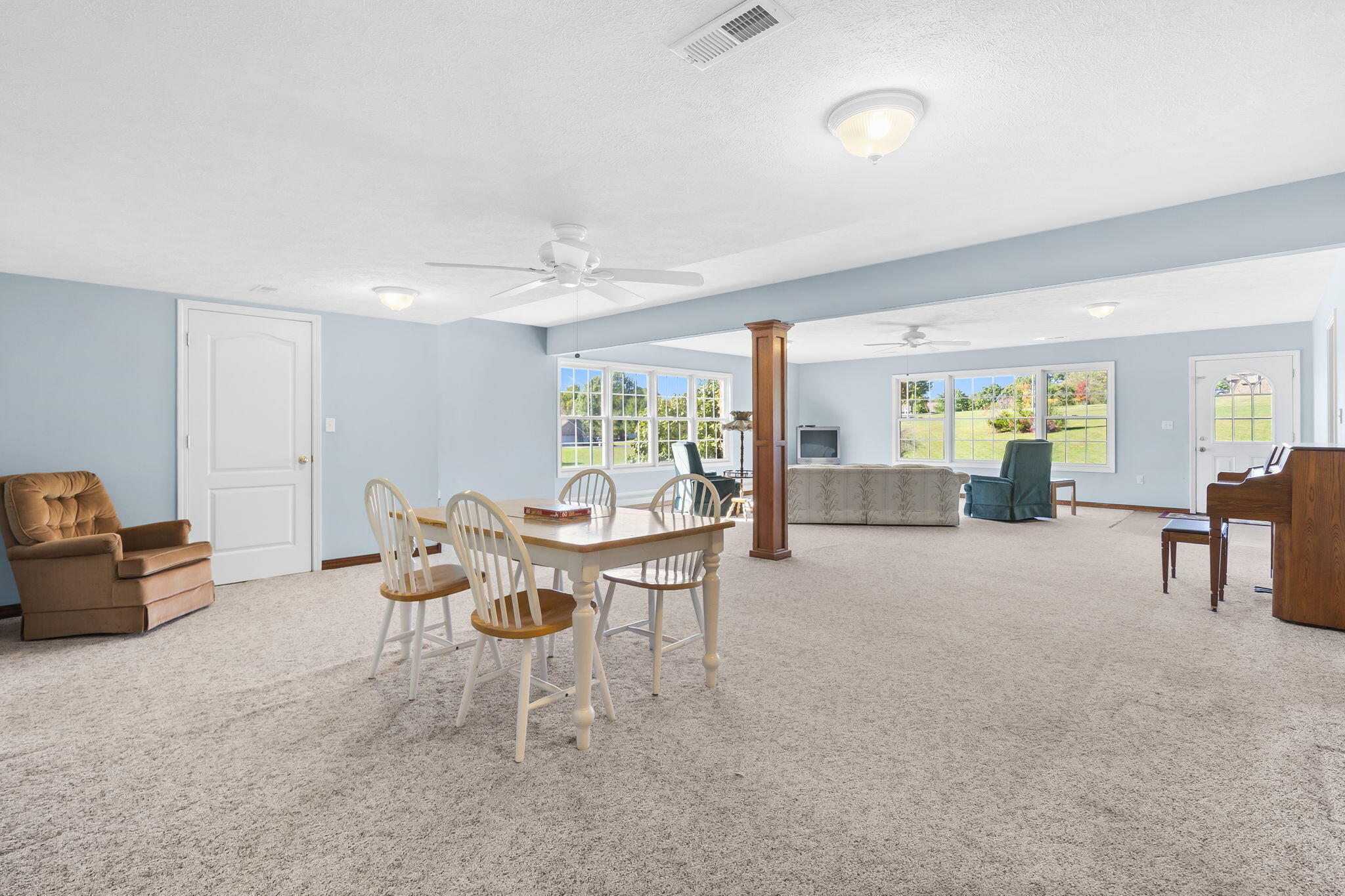 1013 West Sunny Slopes Drive Property Photo 29