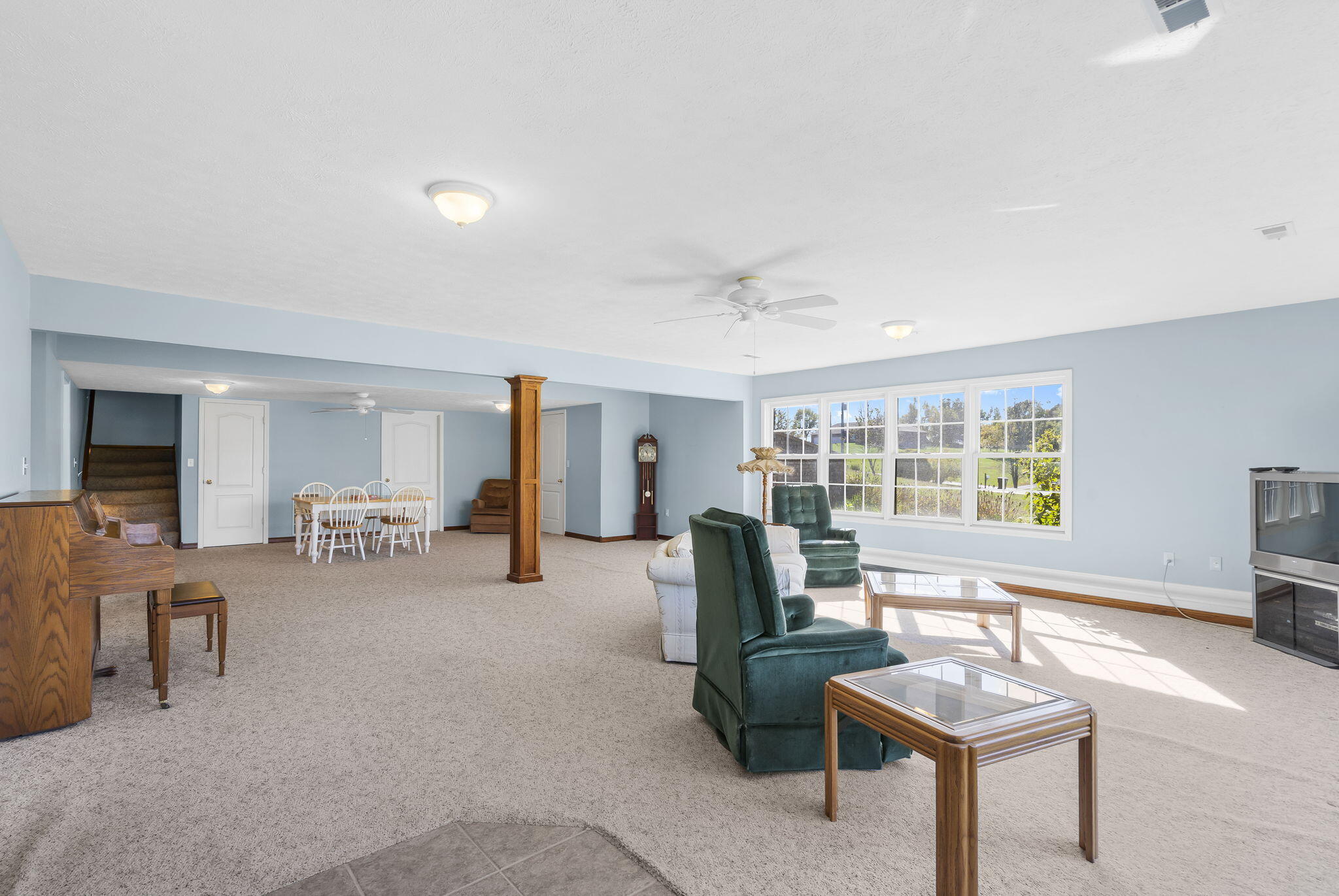 1013 West Sunny Slopes Drive Property Photo 32