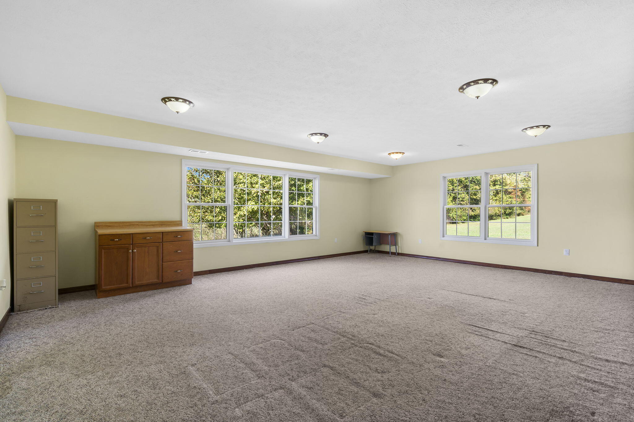 1013 West Sunny Slopes Drive Property Photo 34