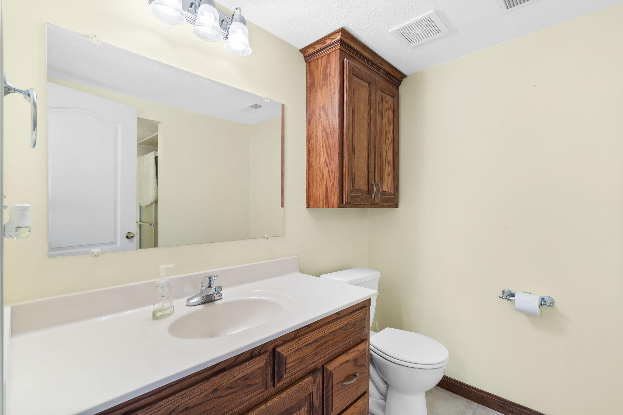 1013 West Sunny Slopes Drive Property Photo 38