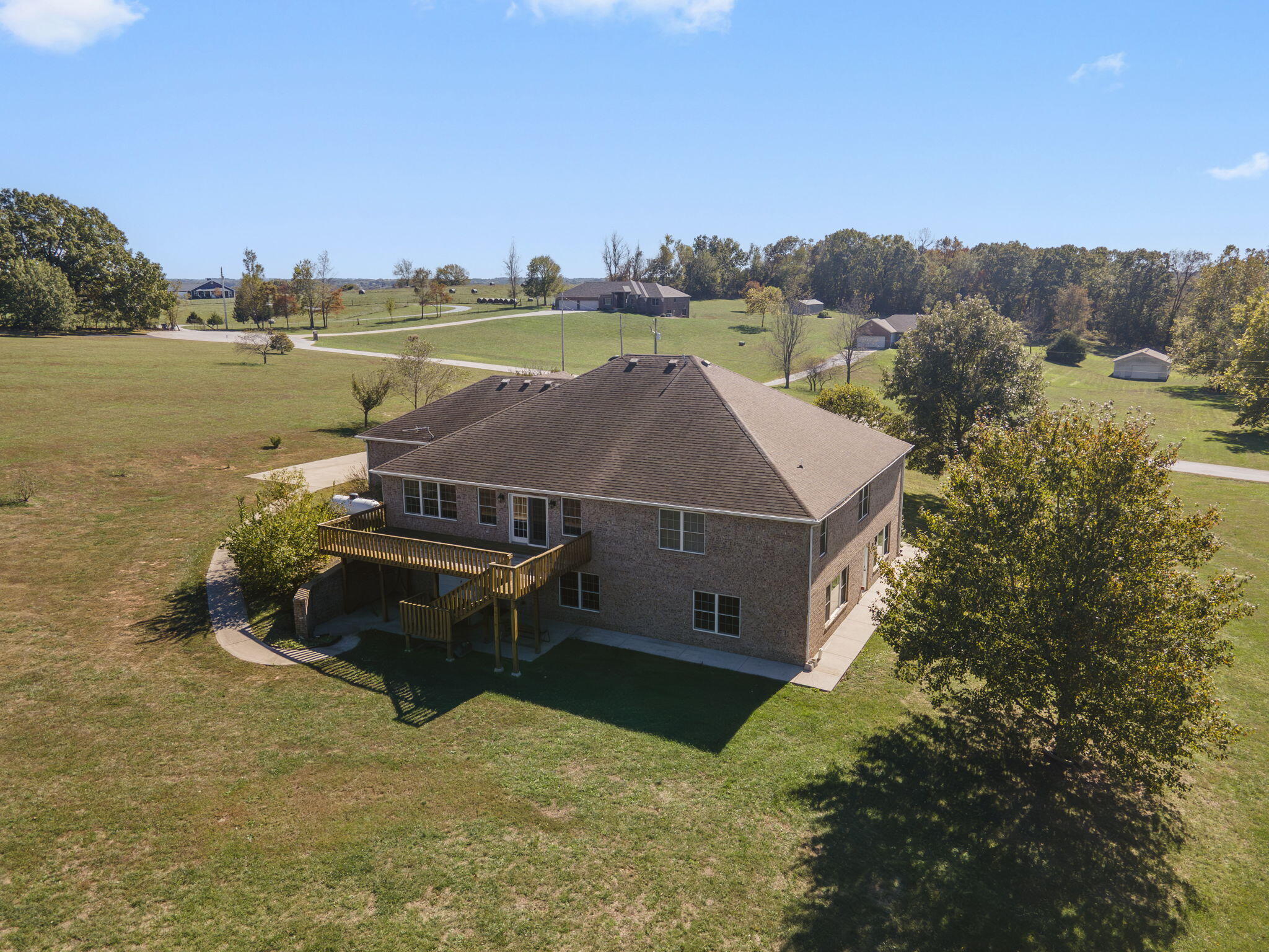 1013 West Sunny Slopes Drive Property Photo 51