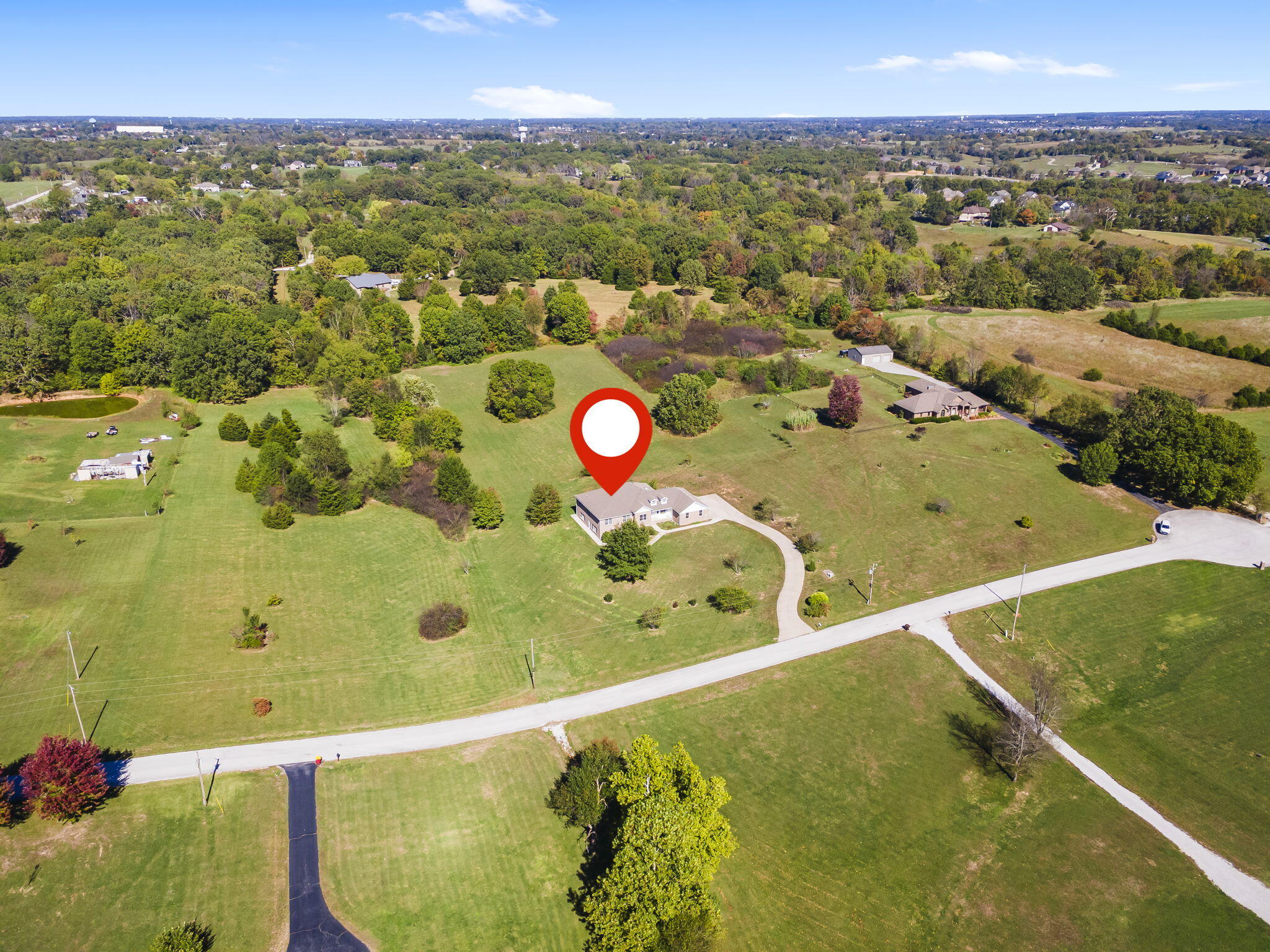 1013 West Sunny Slopes Drive Property Photo 58