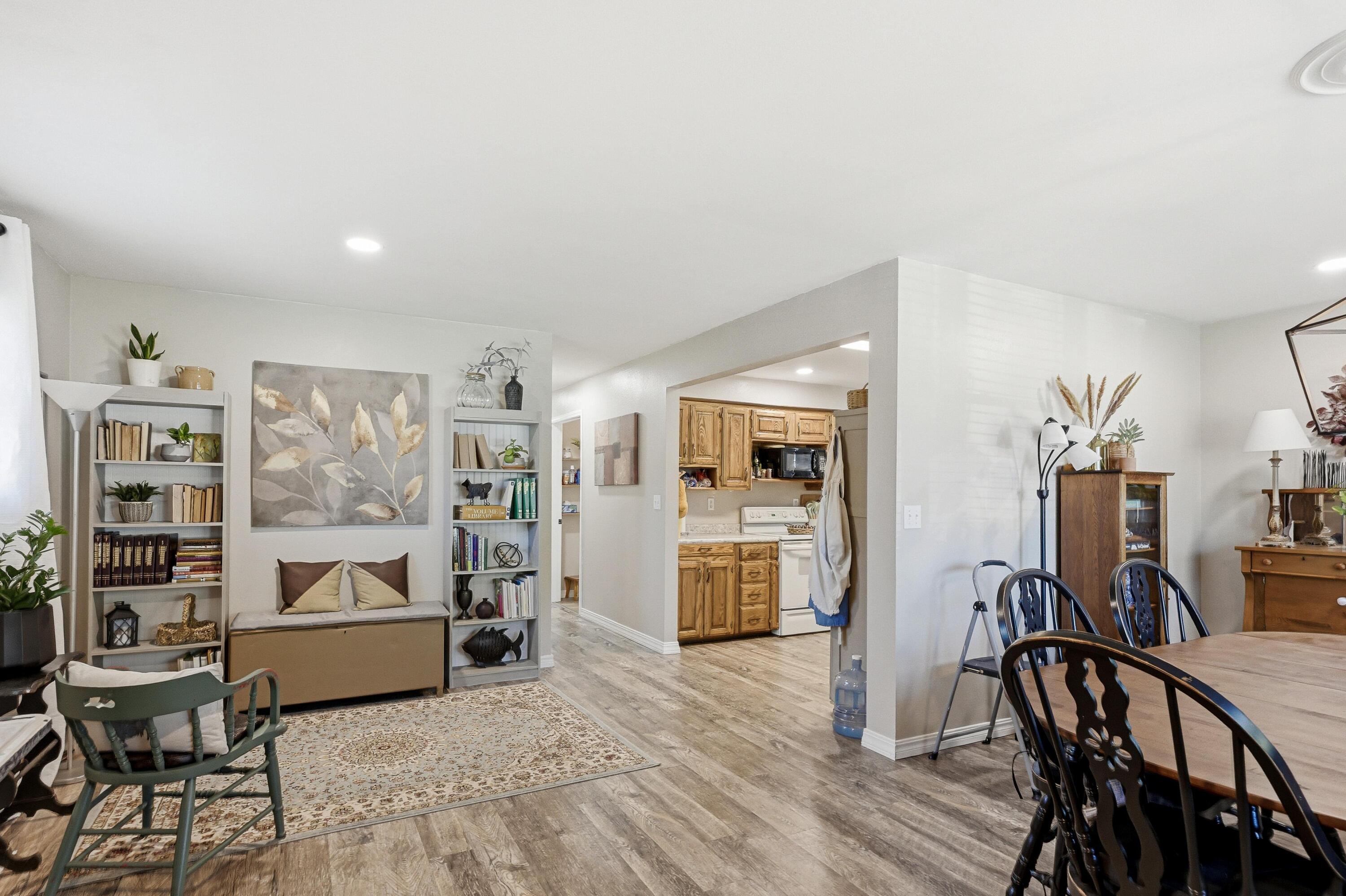 4010 College View Drive Property Photo 12