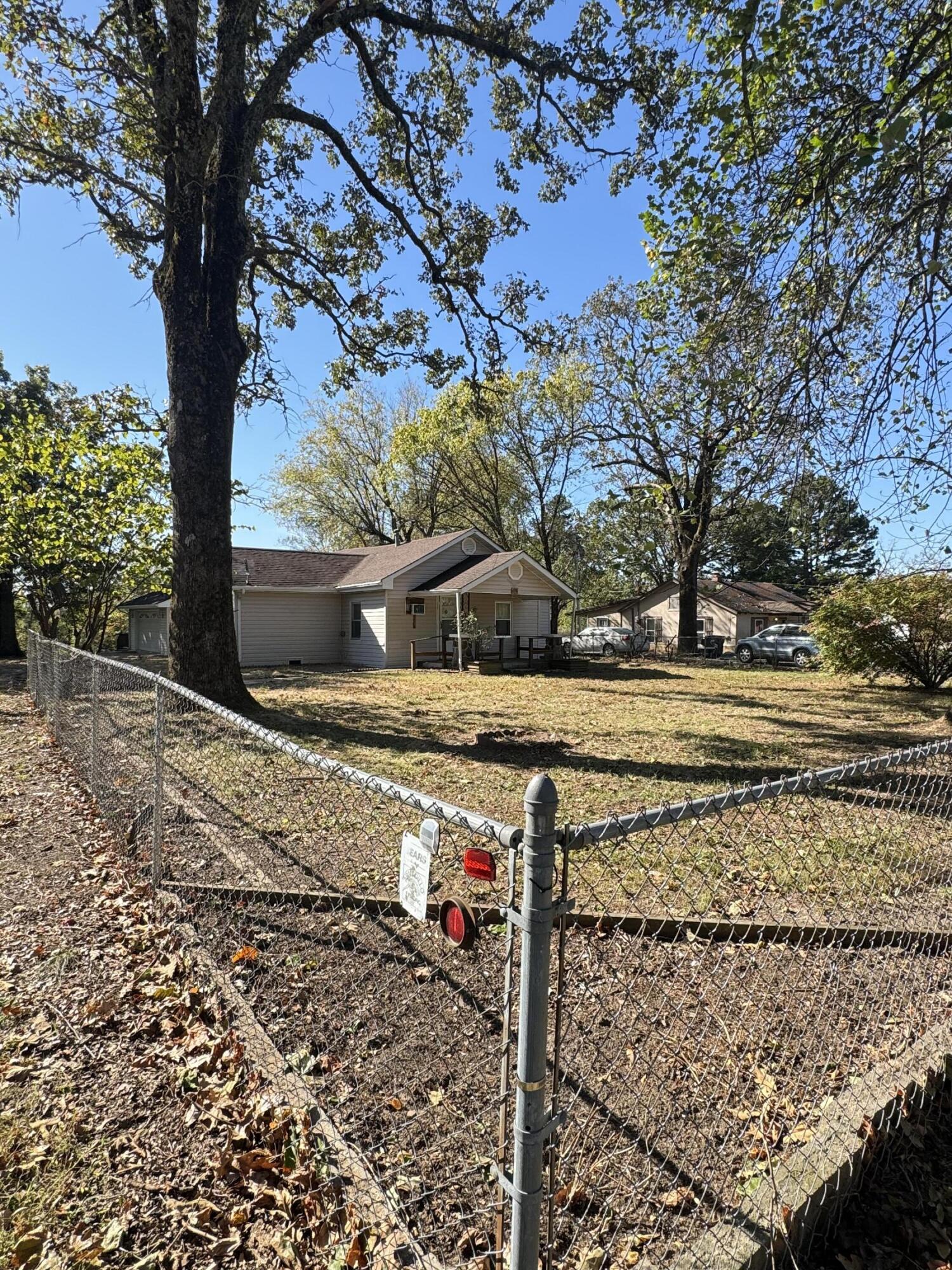 698 Mo-181 Property Photo 2