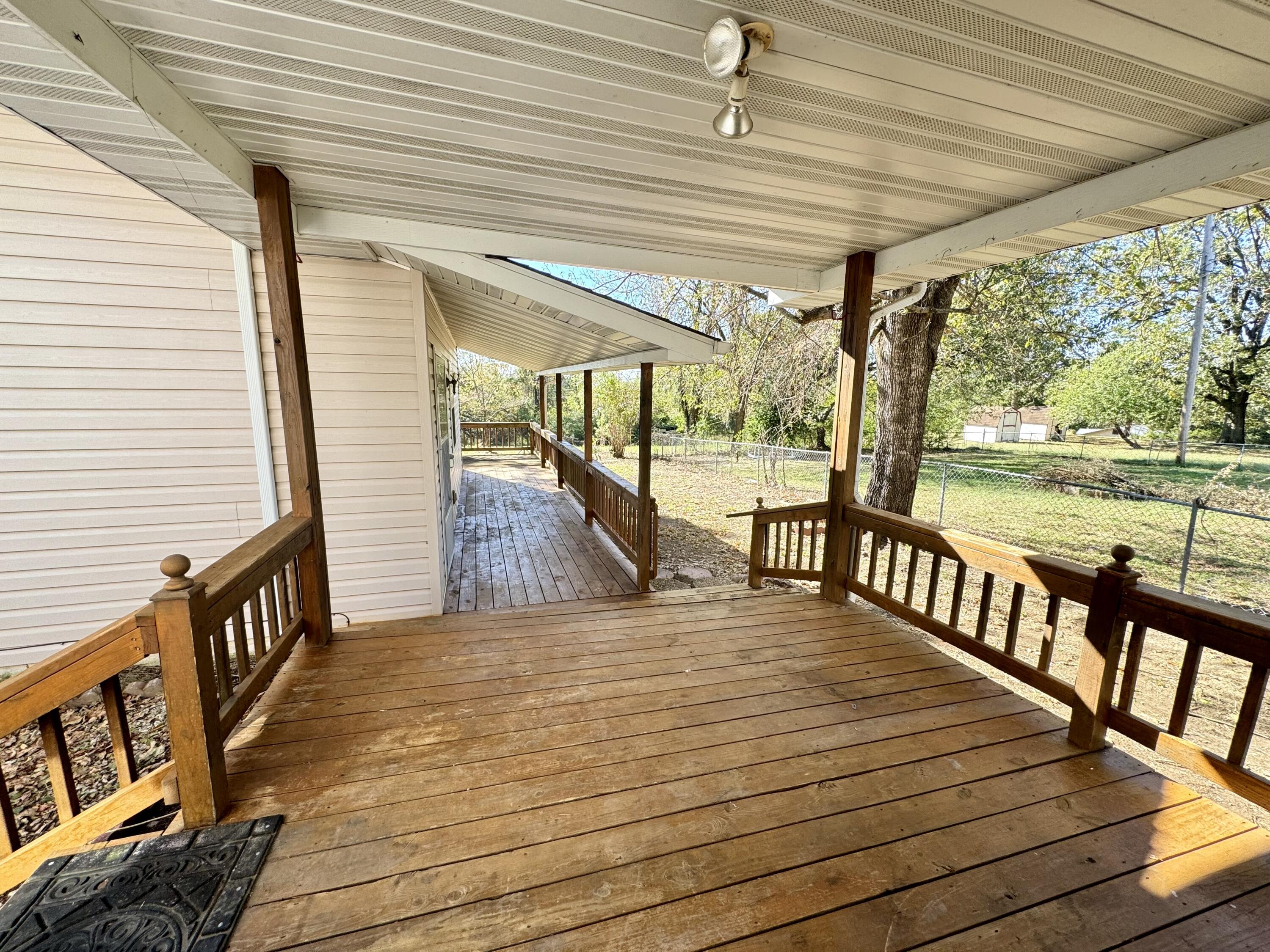 698 Mo-181 Property Photo 12