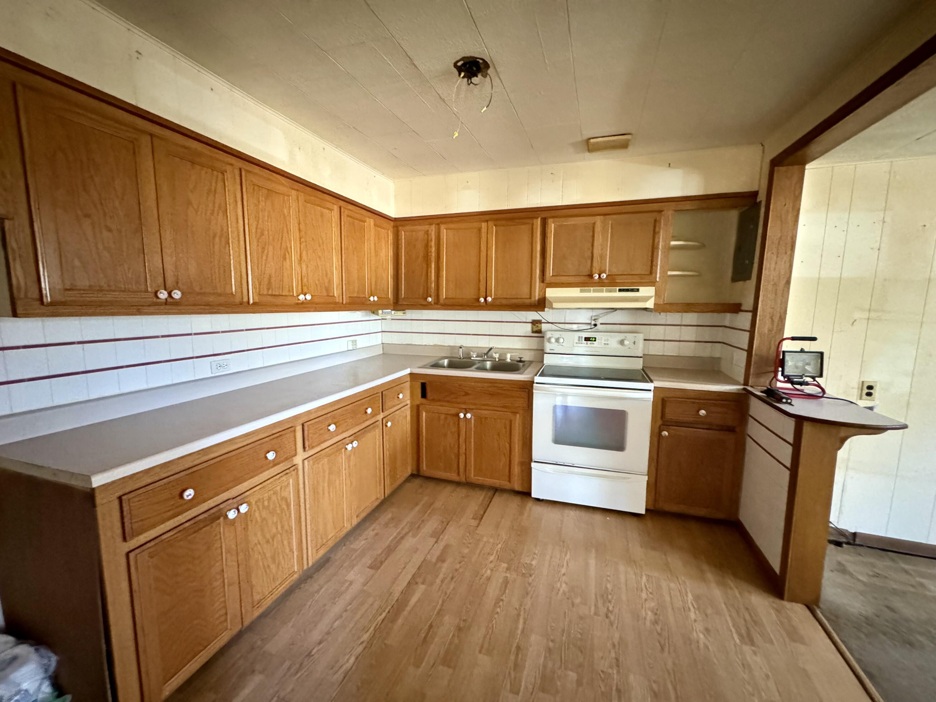 698 Mo-181 Property Photo 28